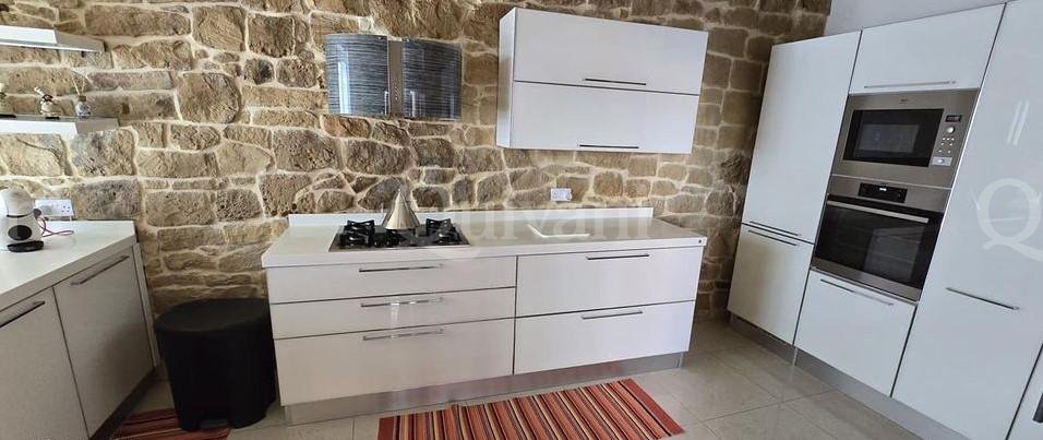 Zurrieq, Furnished House of Character