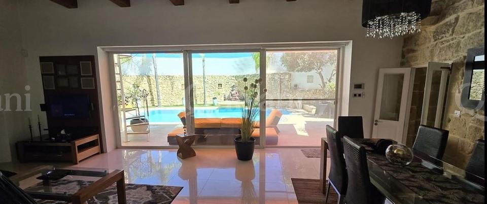 Zurrieq, Furnished House of Character