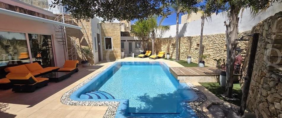 Zurrieq, Furnished House of Character