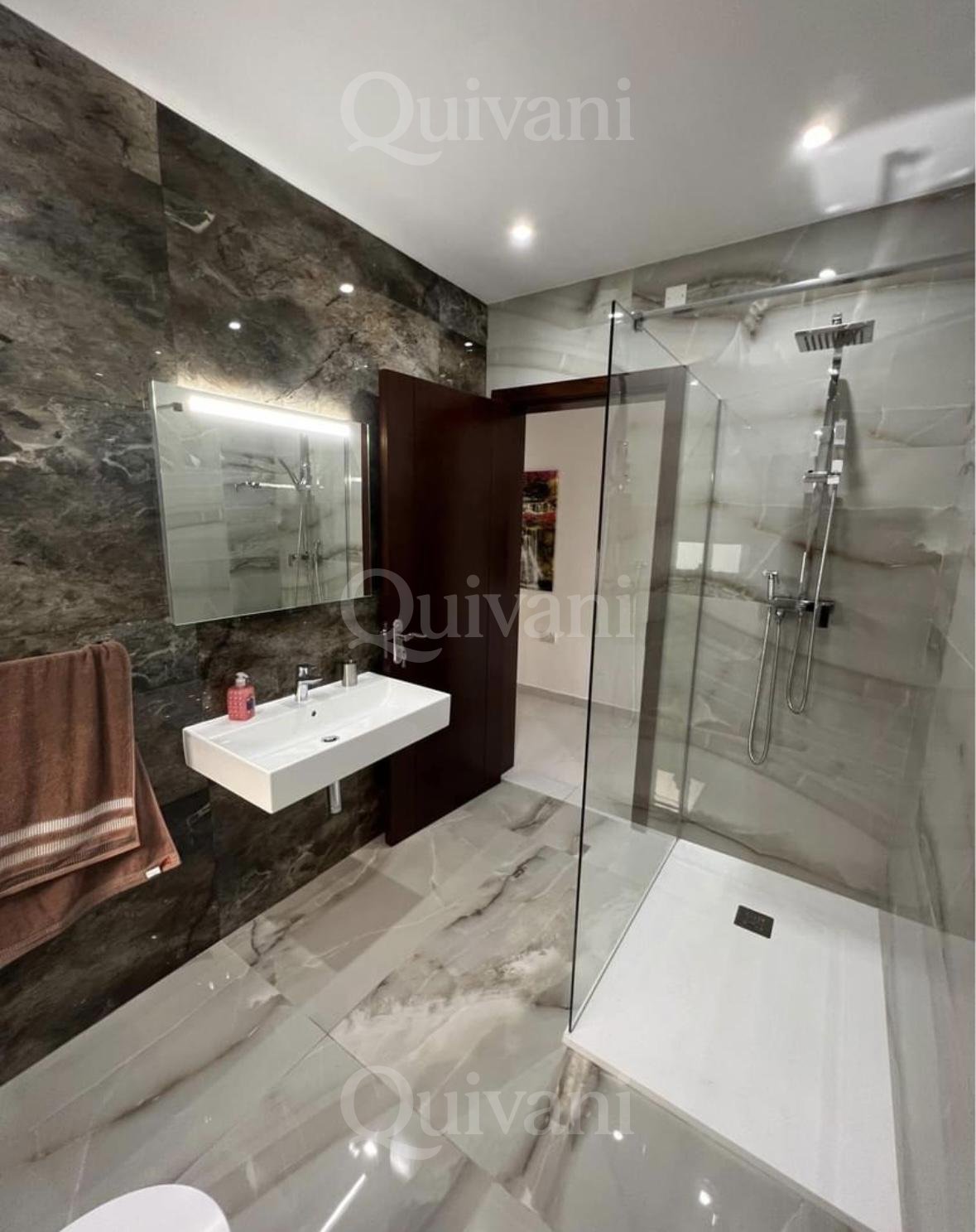 Luqa, Finished Penthouse