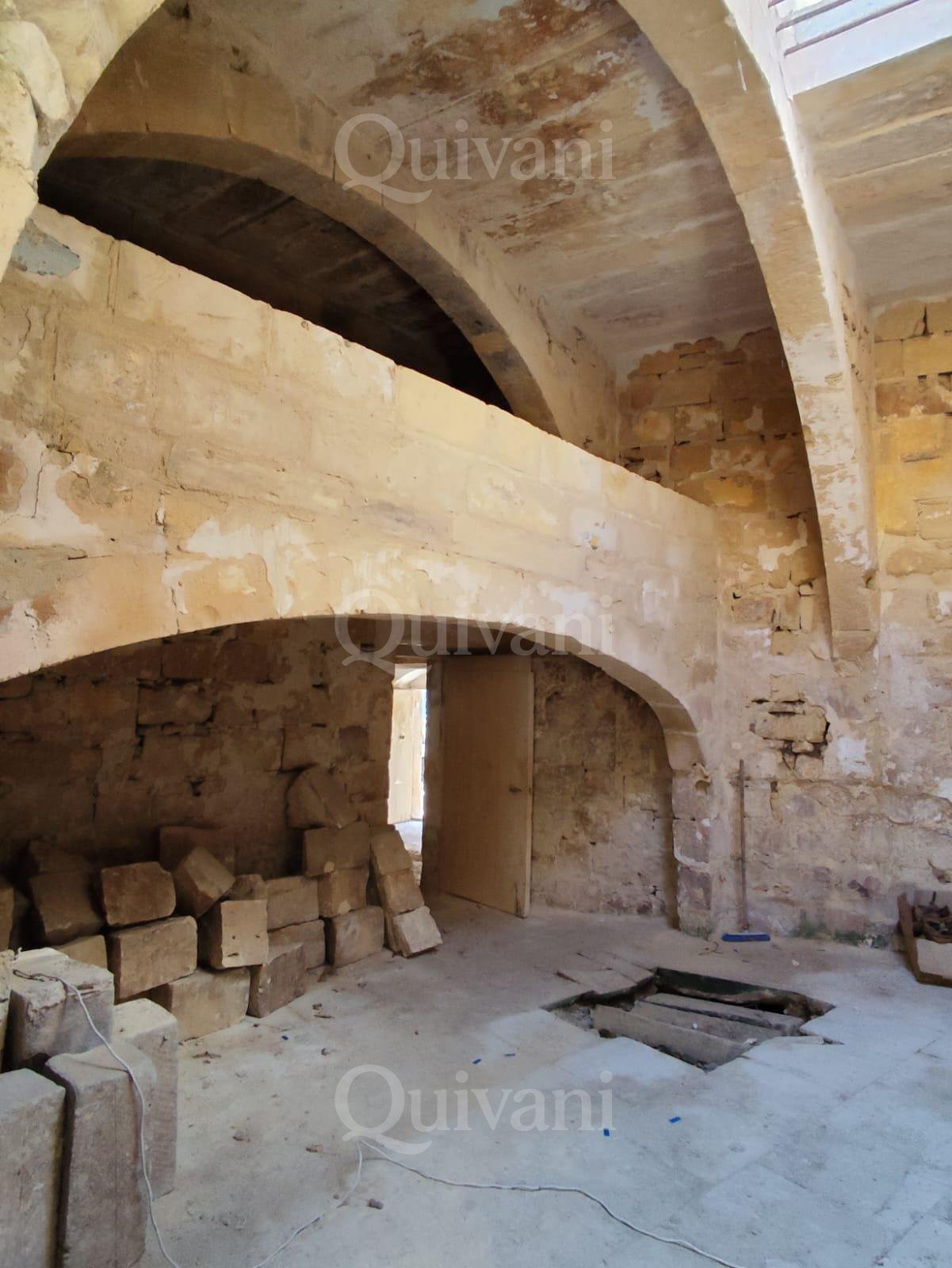 Zebbug, Unconverted House of Character