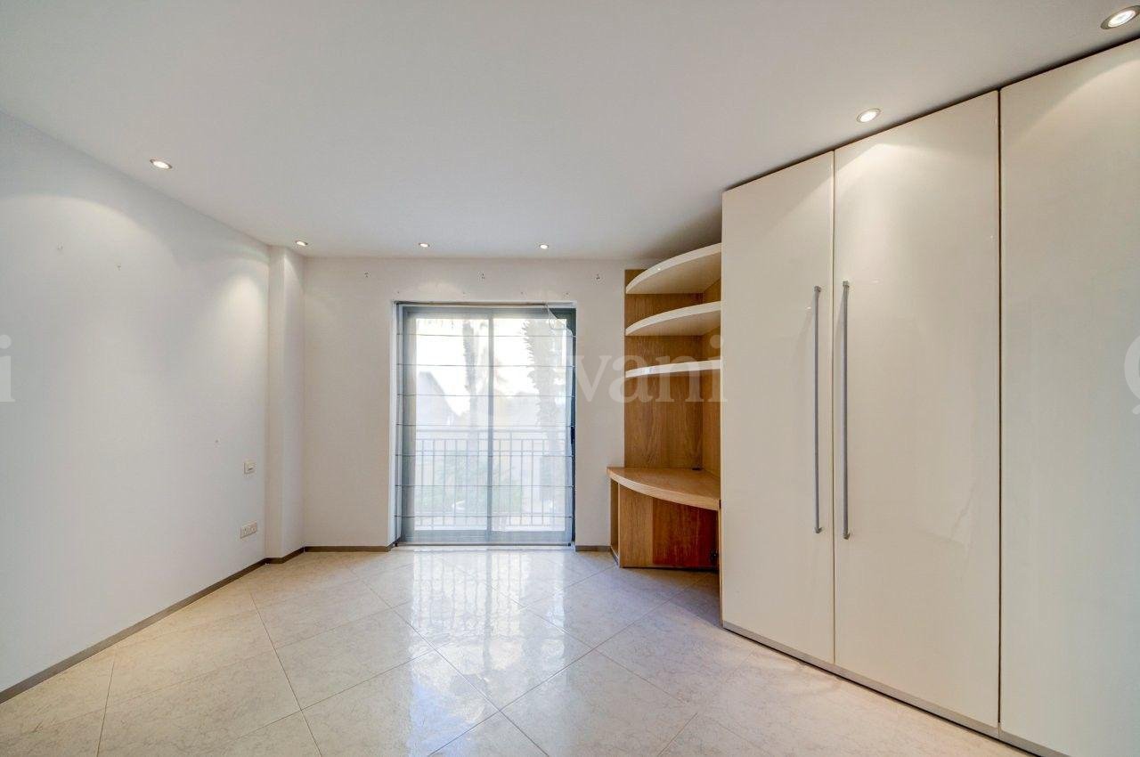 Portomaso, Furnished Apartment