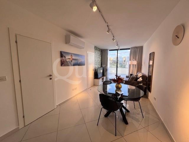 Ta'' Xbiex, Furnished Penthouse