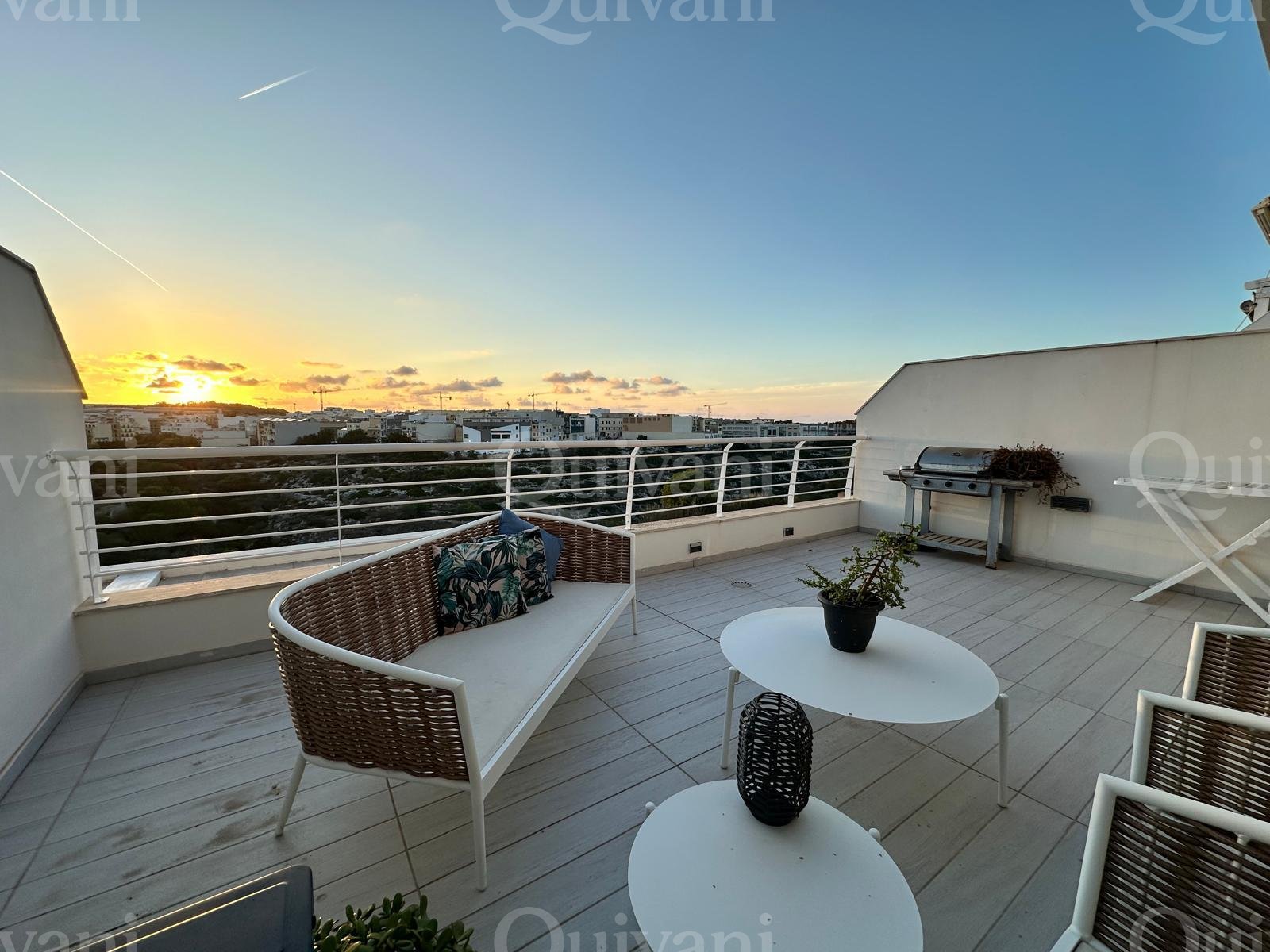 Mosta, Furnished Penthouse