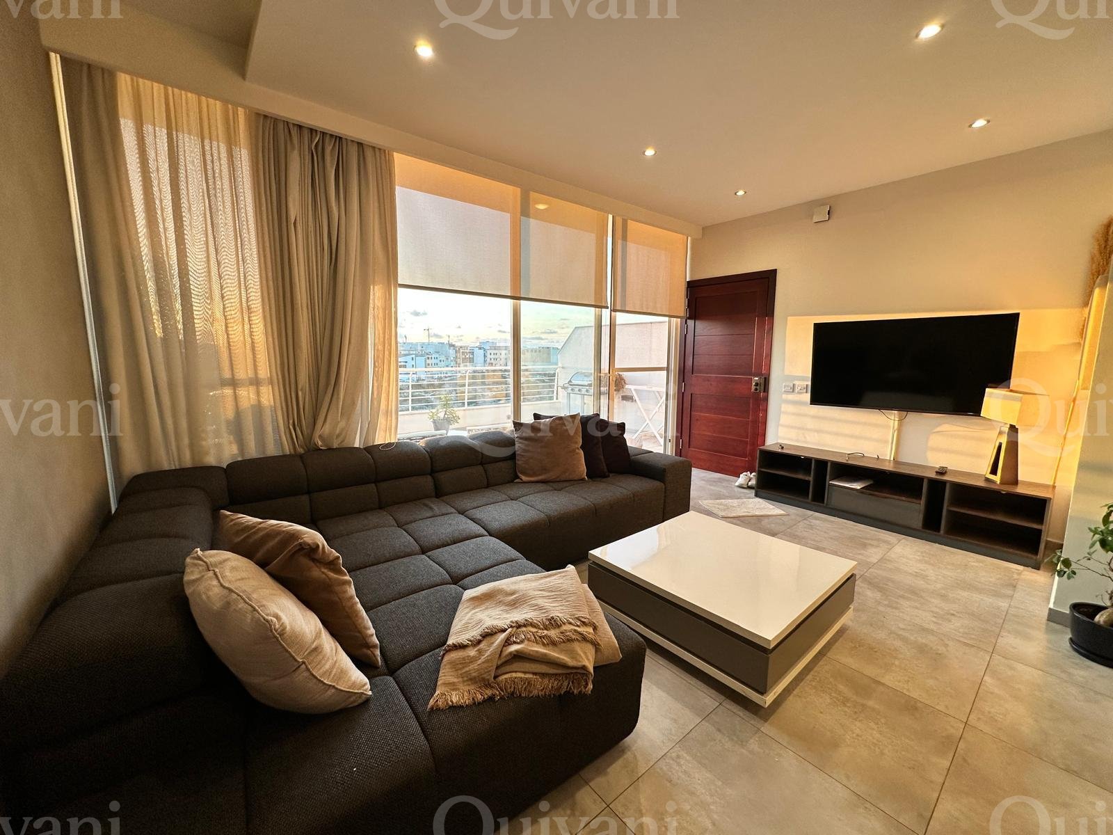 Mosta, Furnished Penthouse