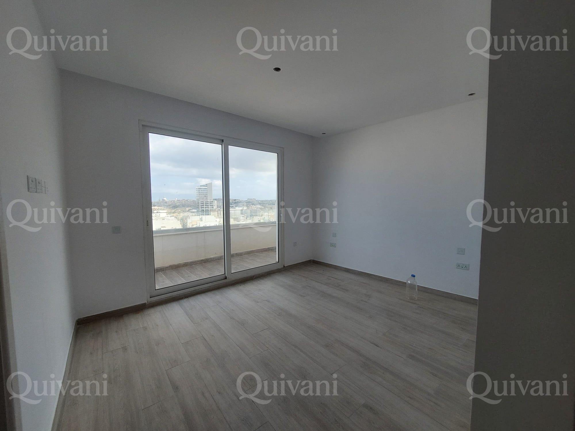 Gzira, Finished Penthouse