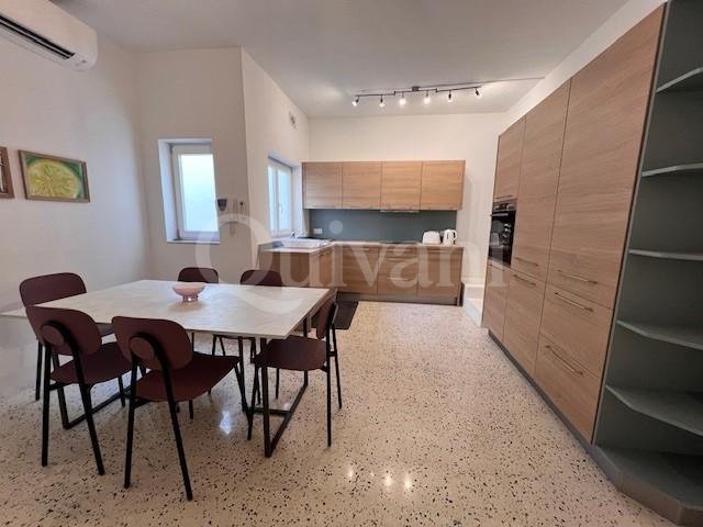 Santa Venera, Furnished Elevated Maisonette