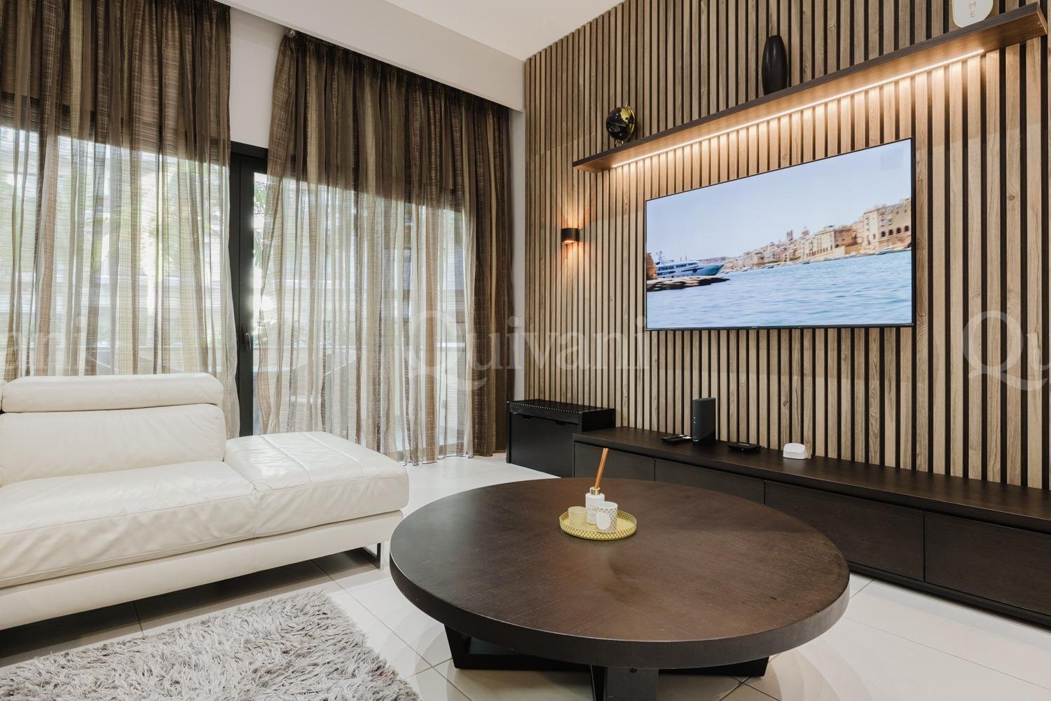 Pender Gardens, Furnished Apartment