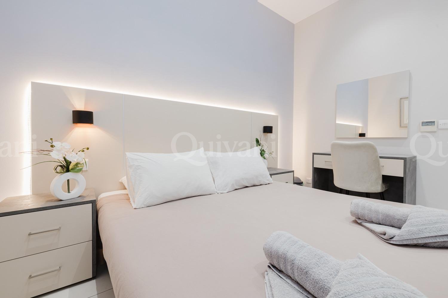 Pender Gardens, Furnished Apartment