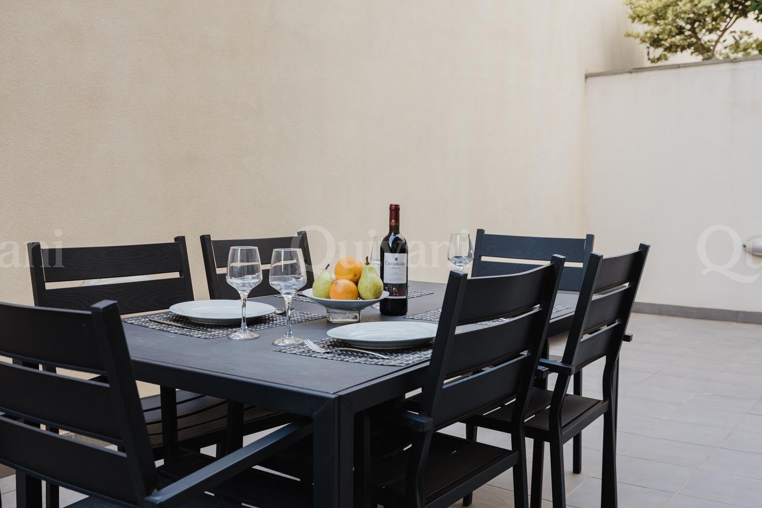 Pender Gardens, Furnished Apartment