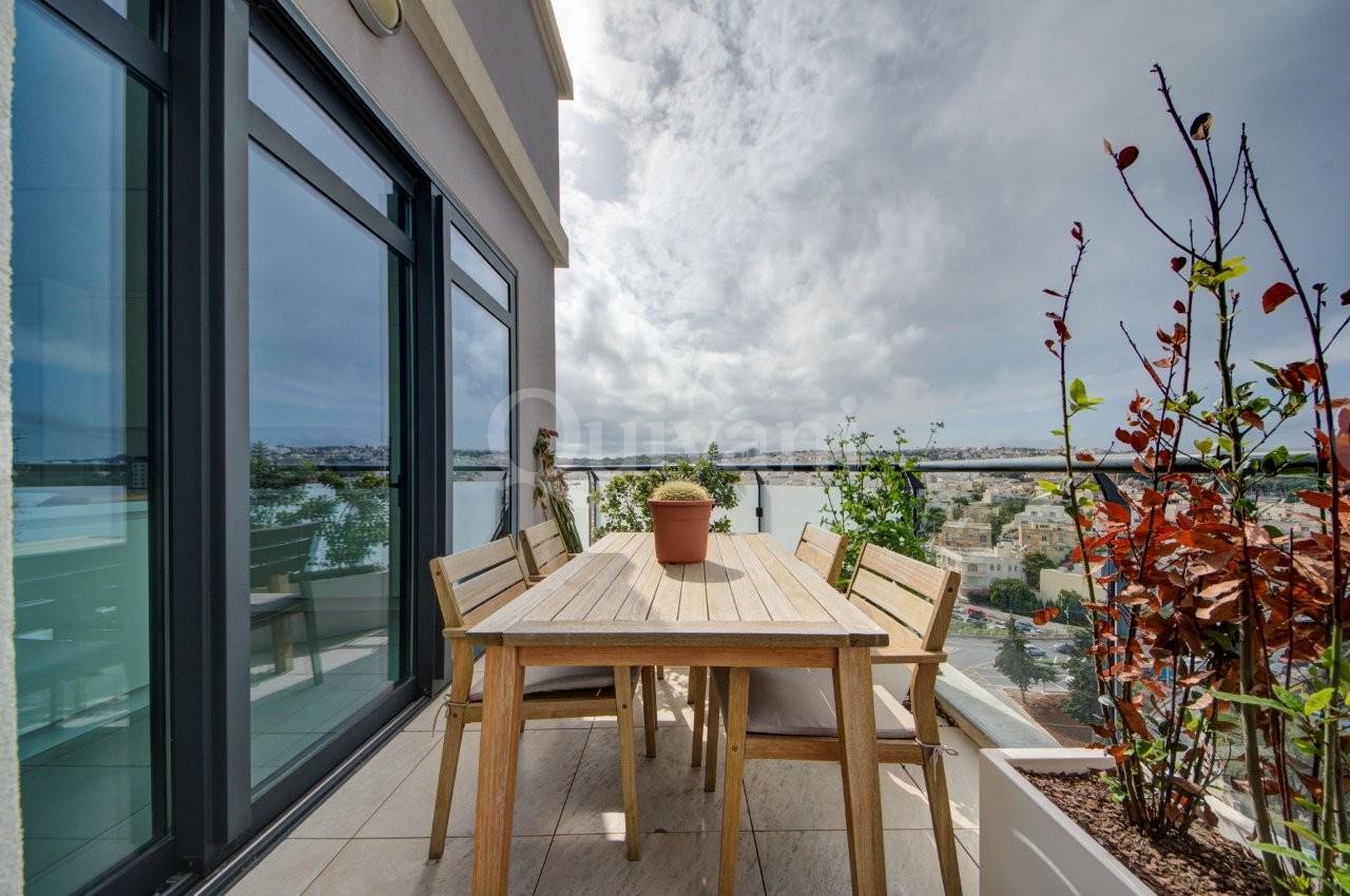 Pendergardens, Furnished Penthouse