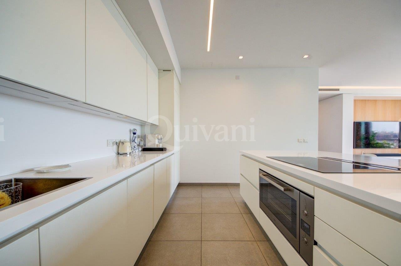 Pendergardens, Furnished Penthouse