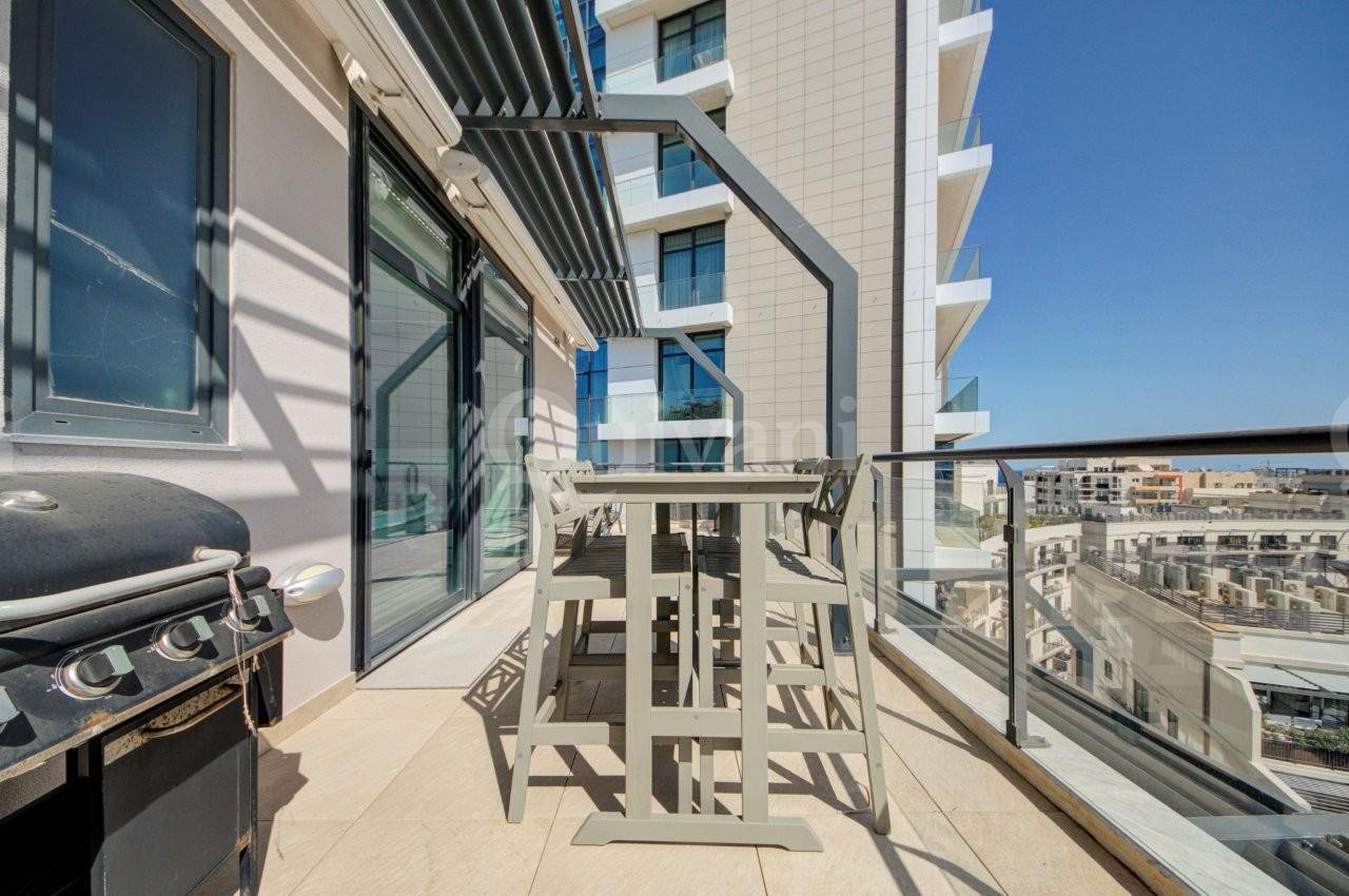 Pendergardens, Furnished Penthouse