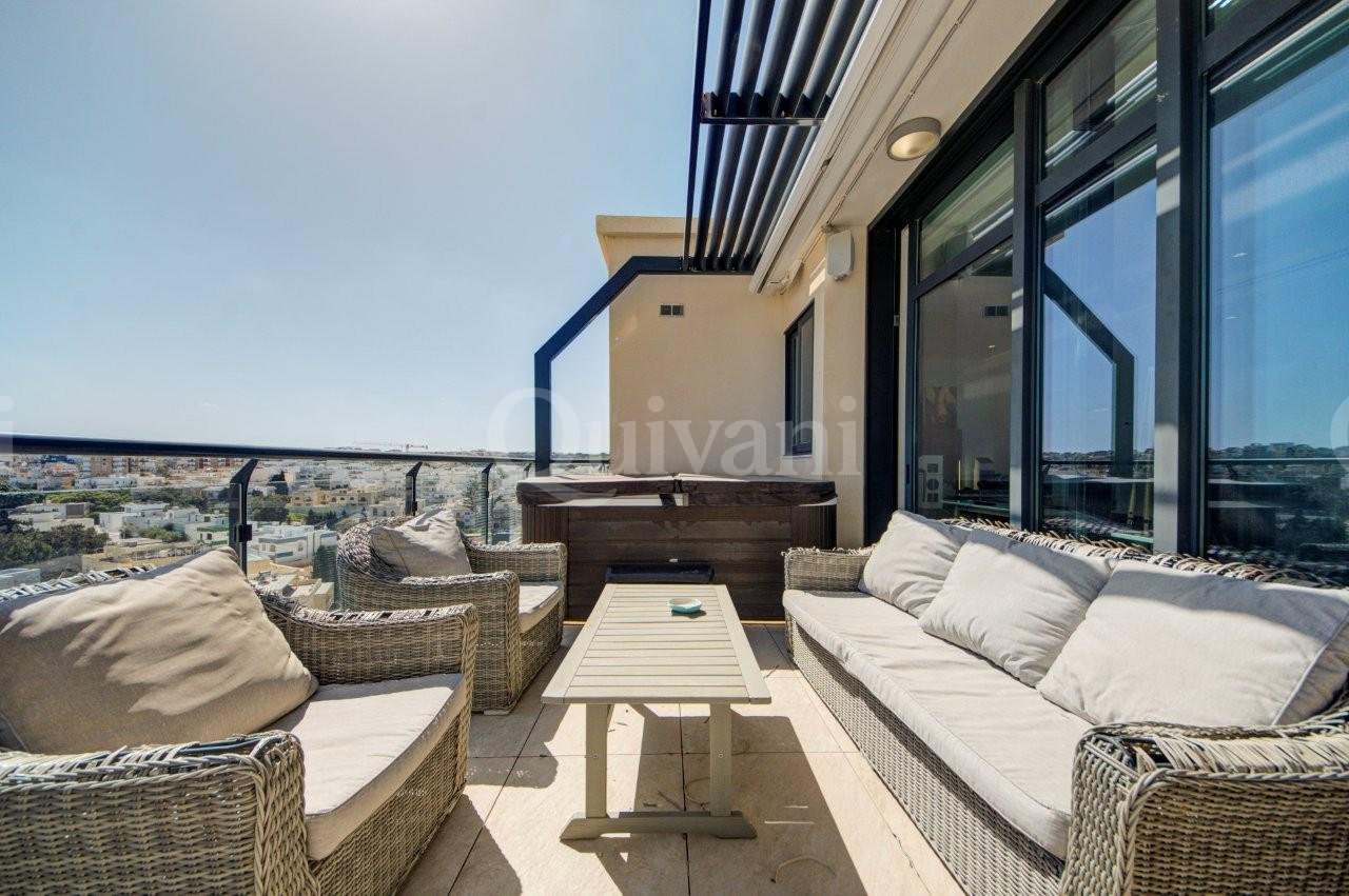 Pendergardens, Furnished Penthouse