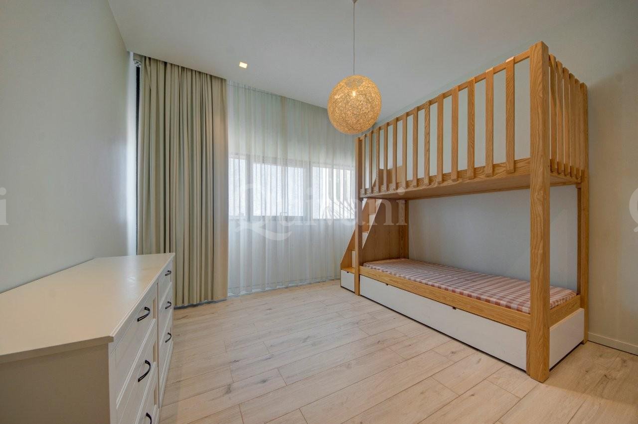 Pendergardens, Furnished Apartment