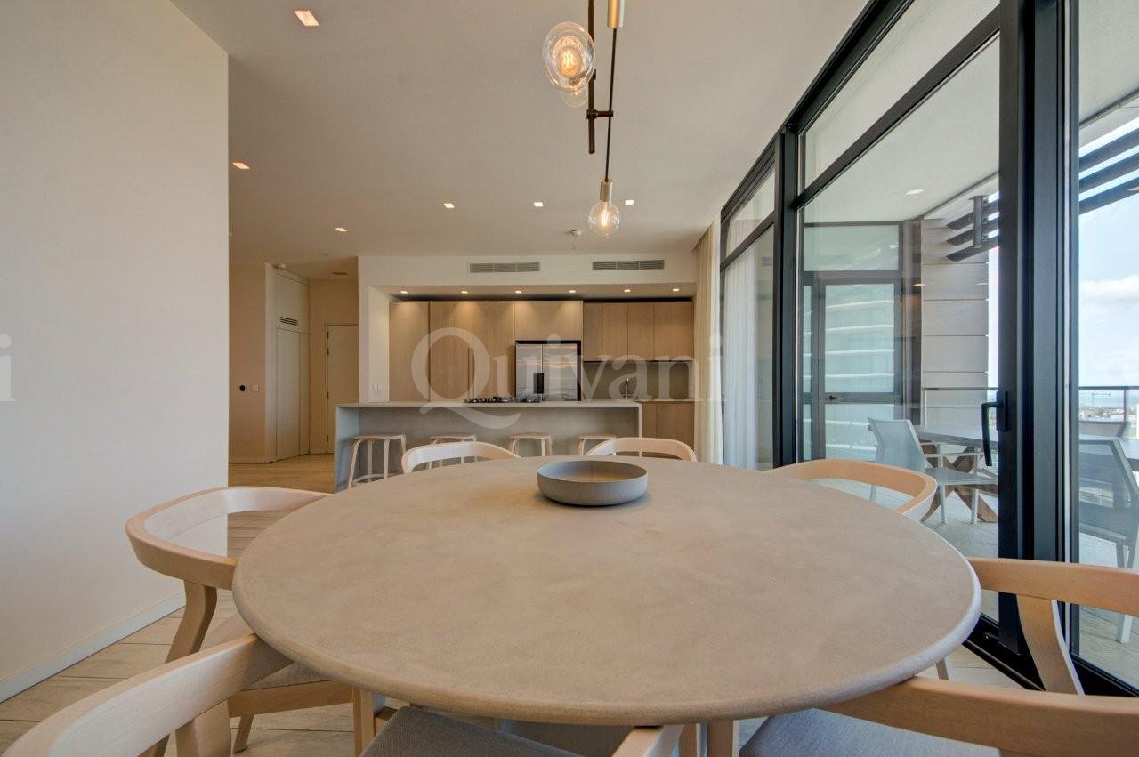 Pendergardens, Furnished Apartment