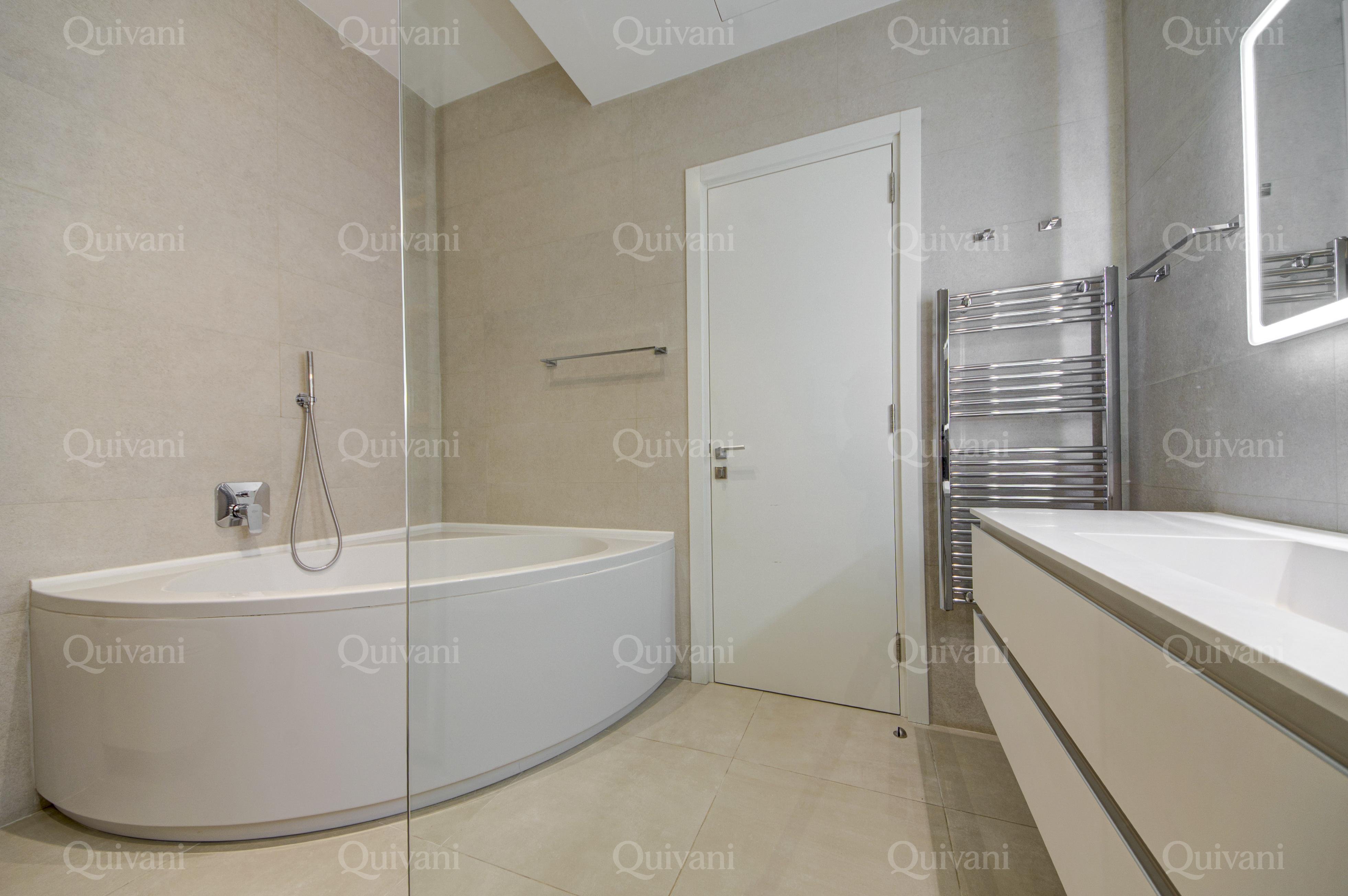 Pendergardens, Furnished Apartment