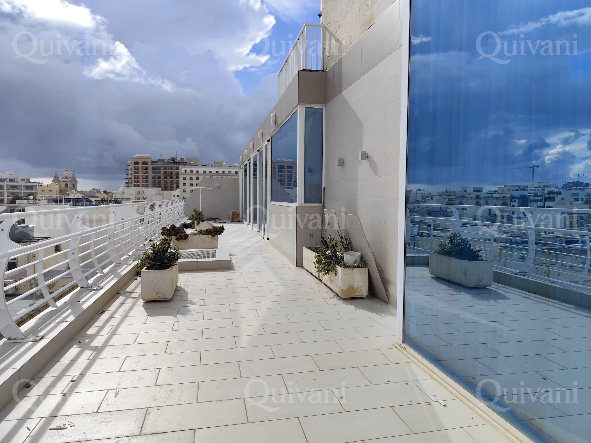 Sliema, Furnished Penthouse