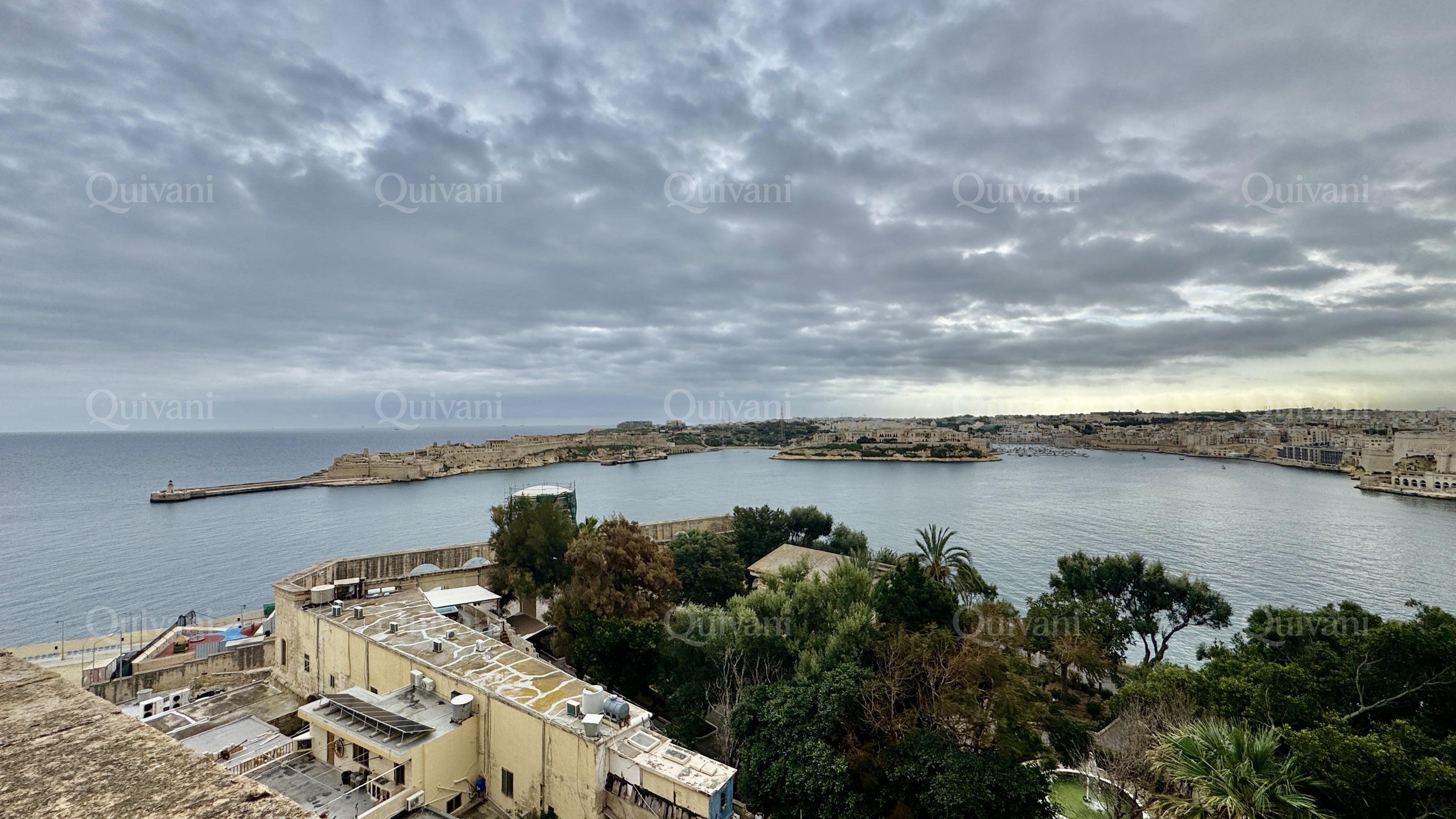 Valletta, Furnished Apartment