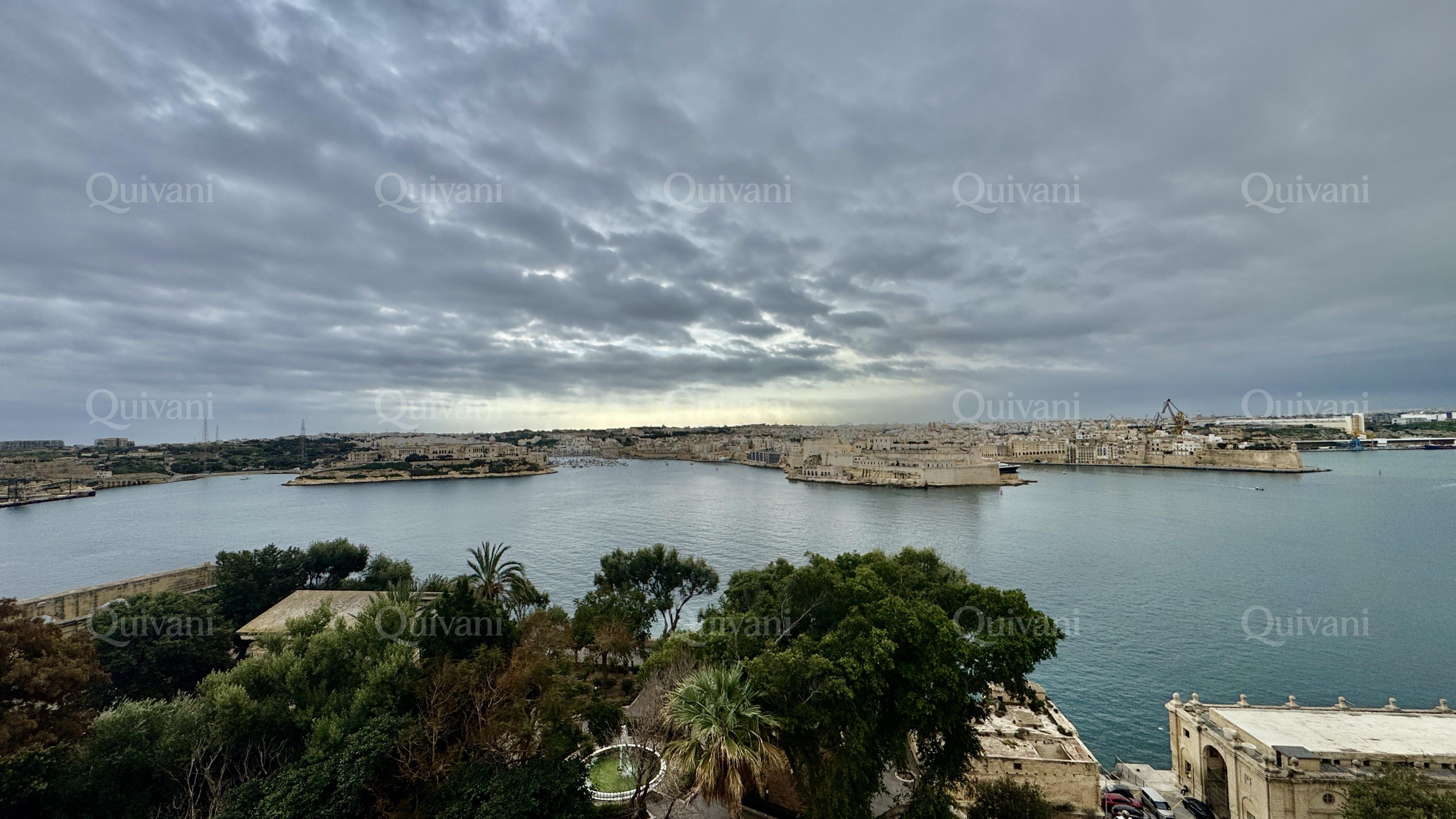 Valletta, Furnished Apartment