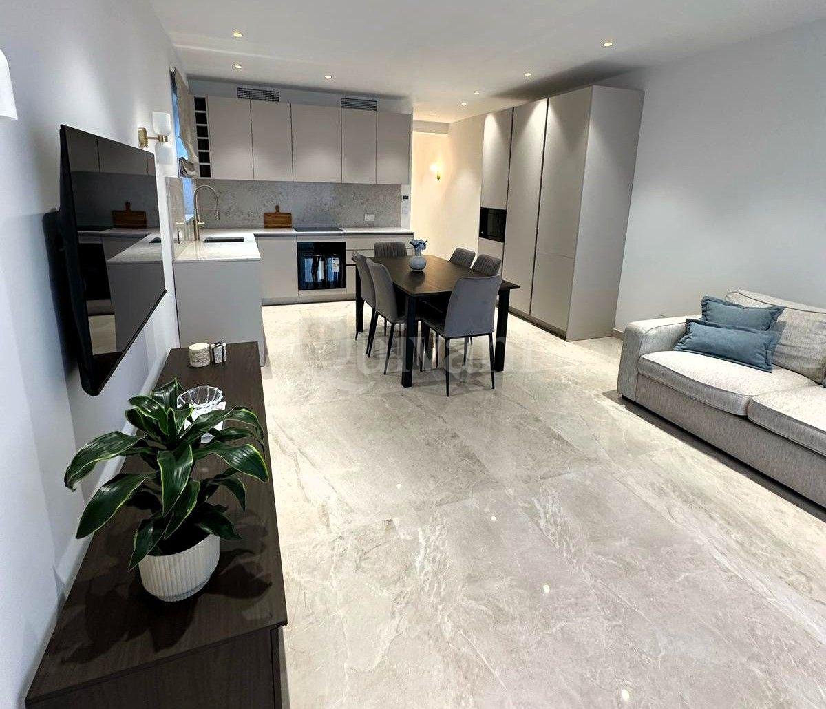 Balzan, Furnished, Penthouse