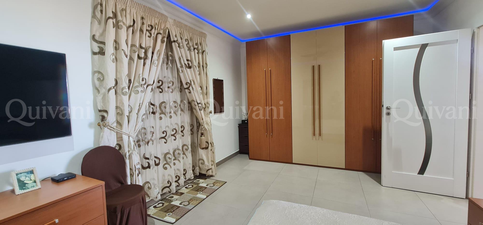 Mellieha, Penthouse