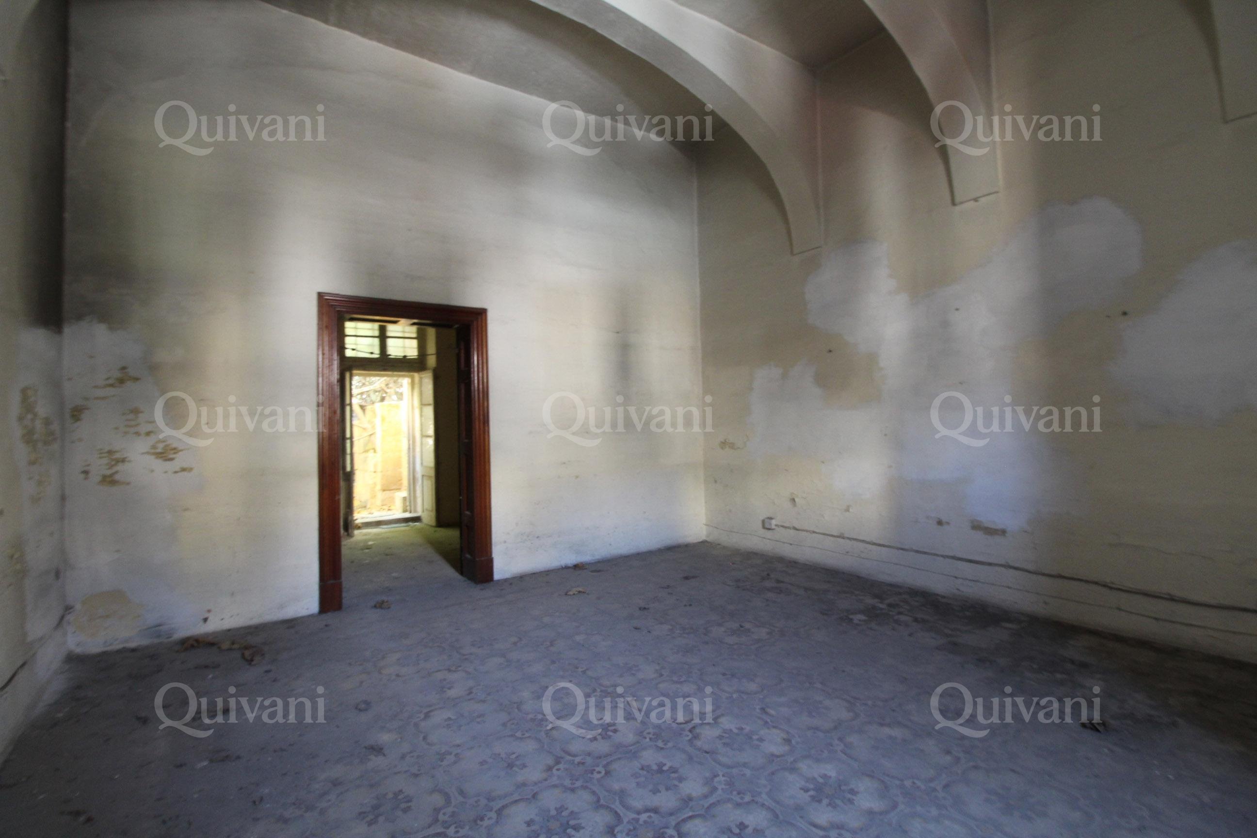 Birkirkara, Unconverted Town House