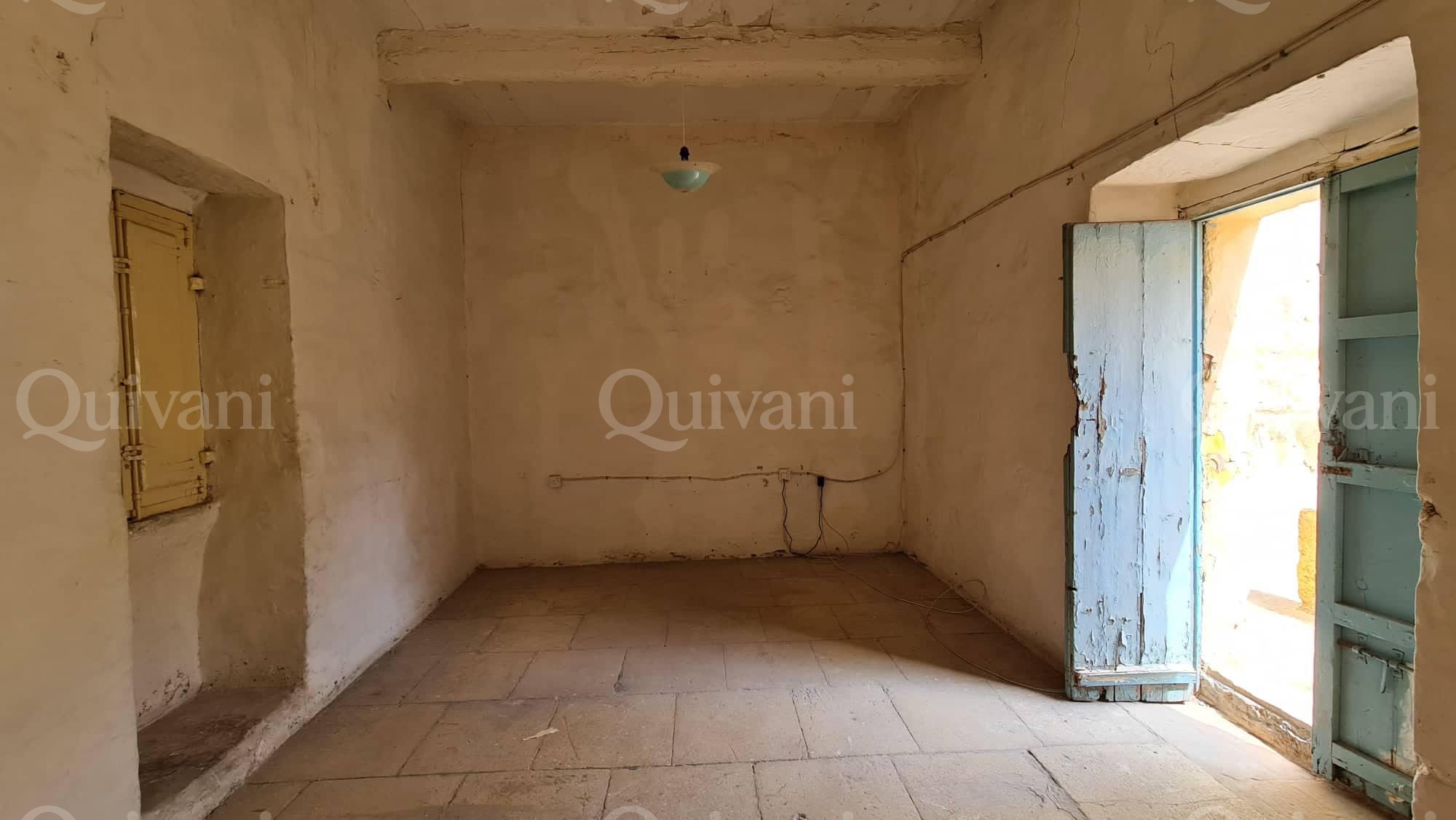 Mellieha, Unconverted House of Character