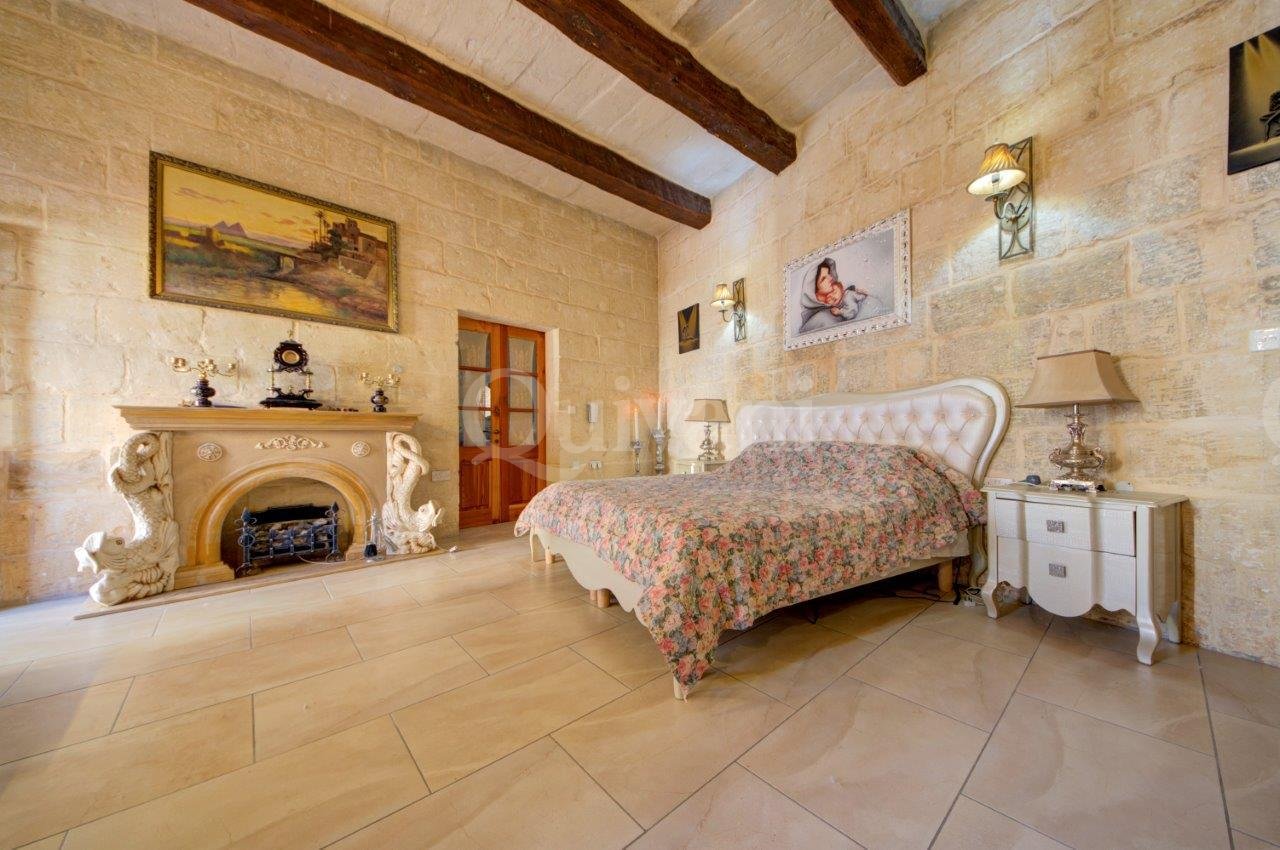 Qormi, Furnished House of Character