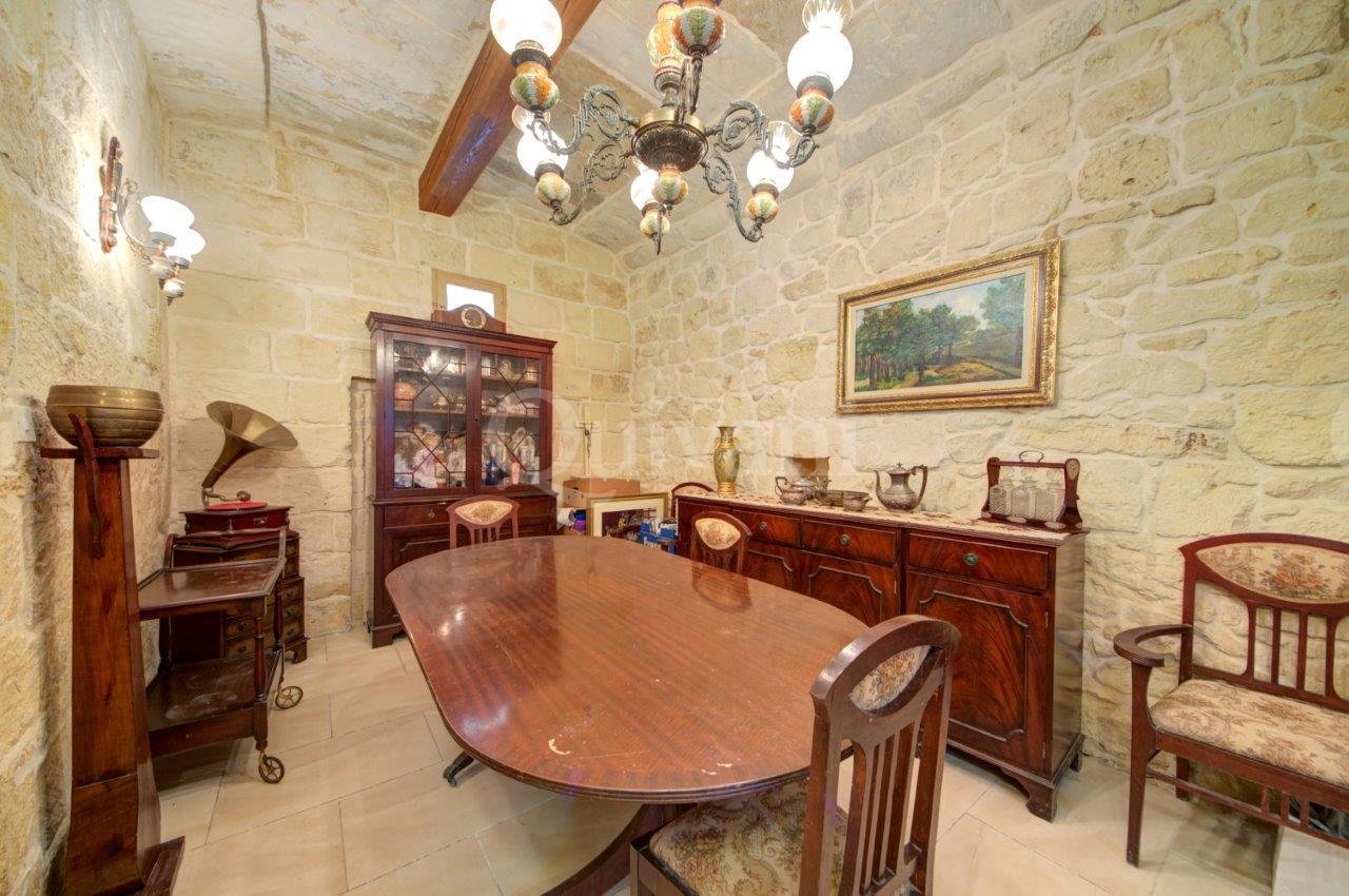 Qormi, Furnished House of Character