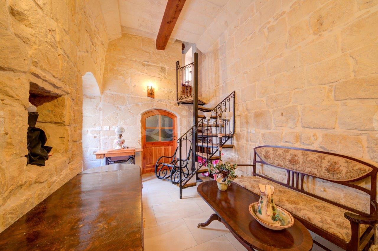 Qormi, Furnished House of Character