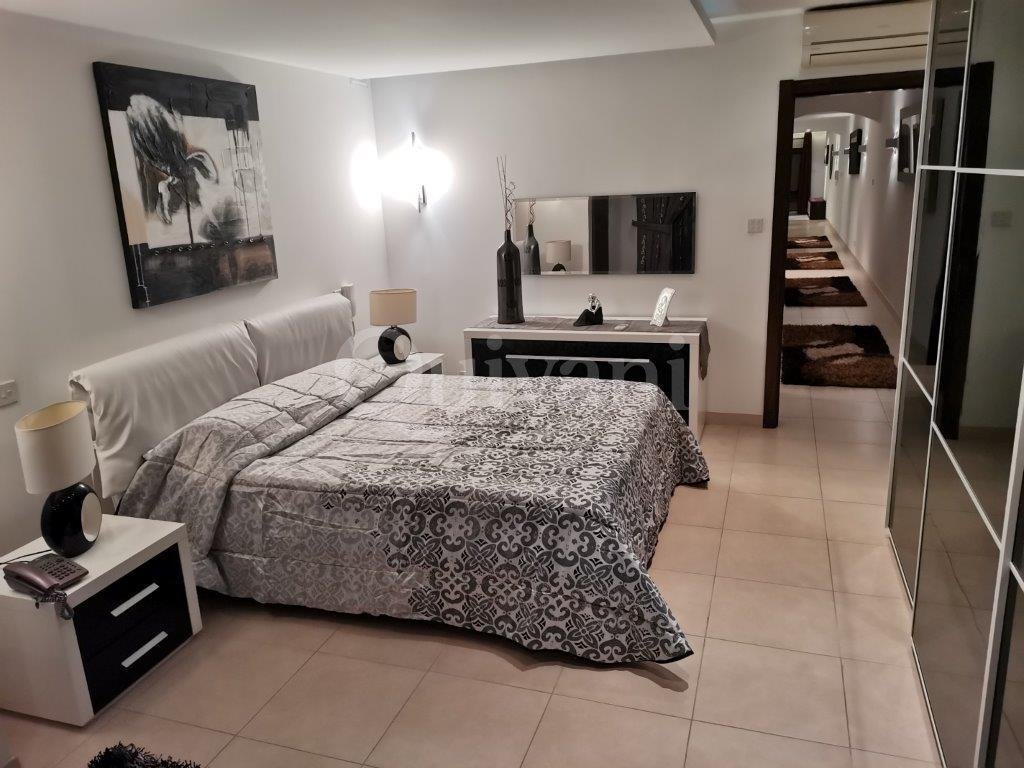 Xemxija, Furnished Apartment