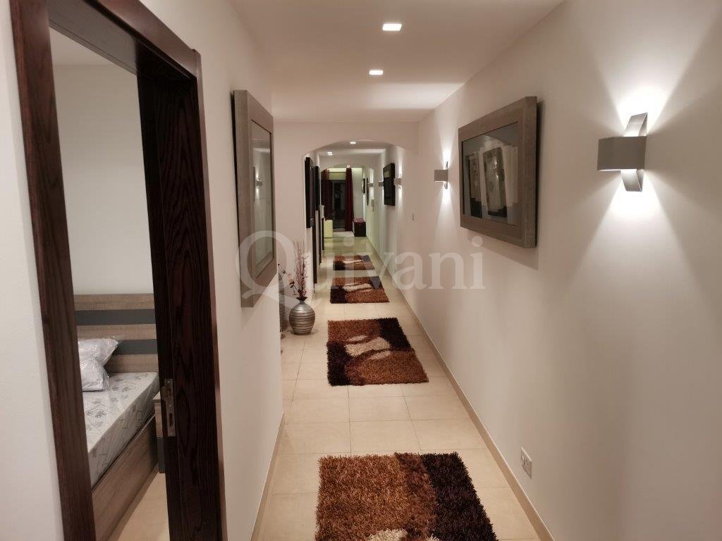 Xemxija, Furnished Apartment