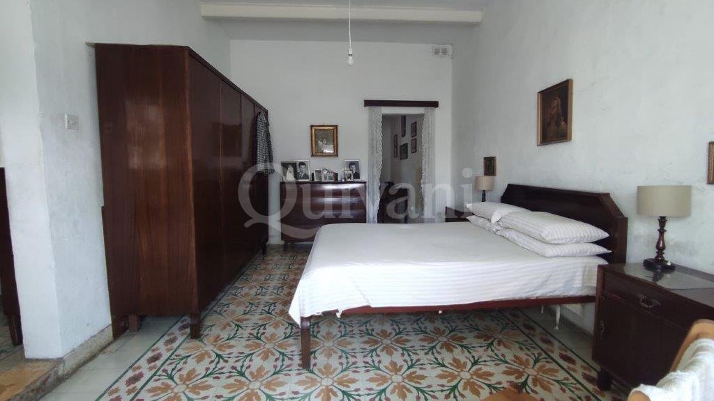 Attard, Unconverted Townhouse