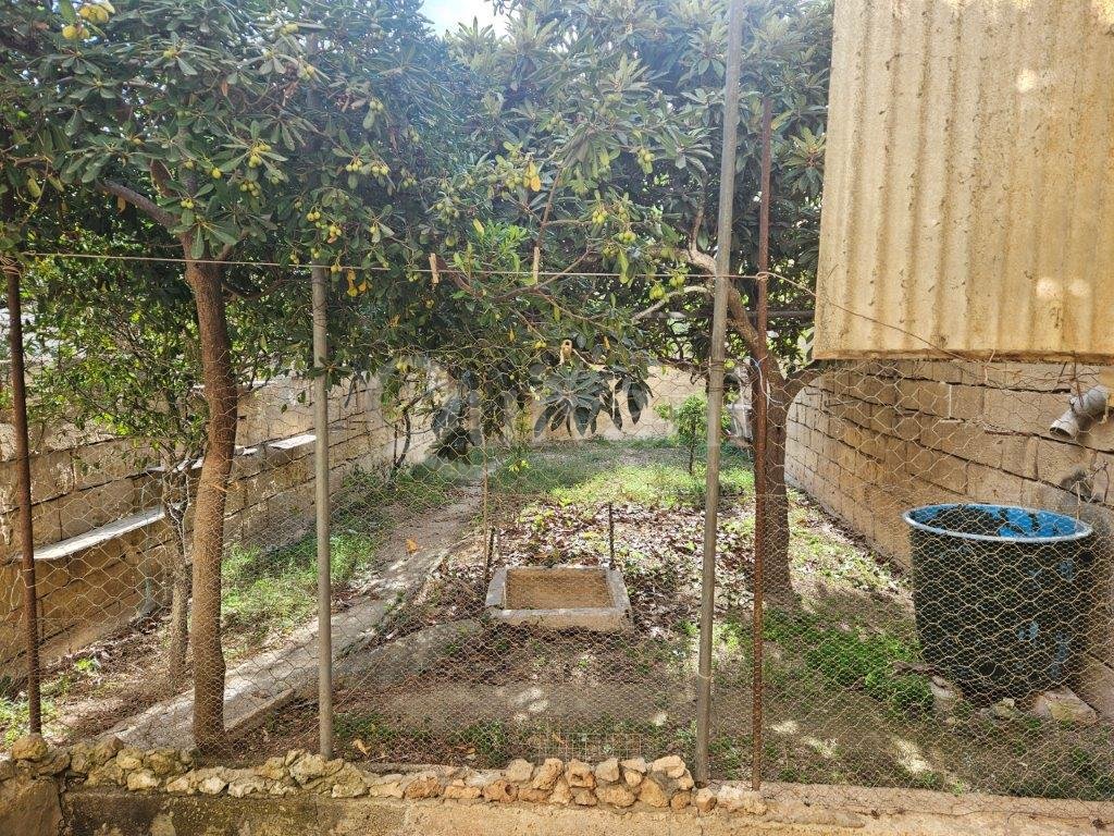 Rabat, Townhouse with large Garden