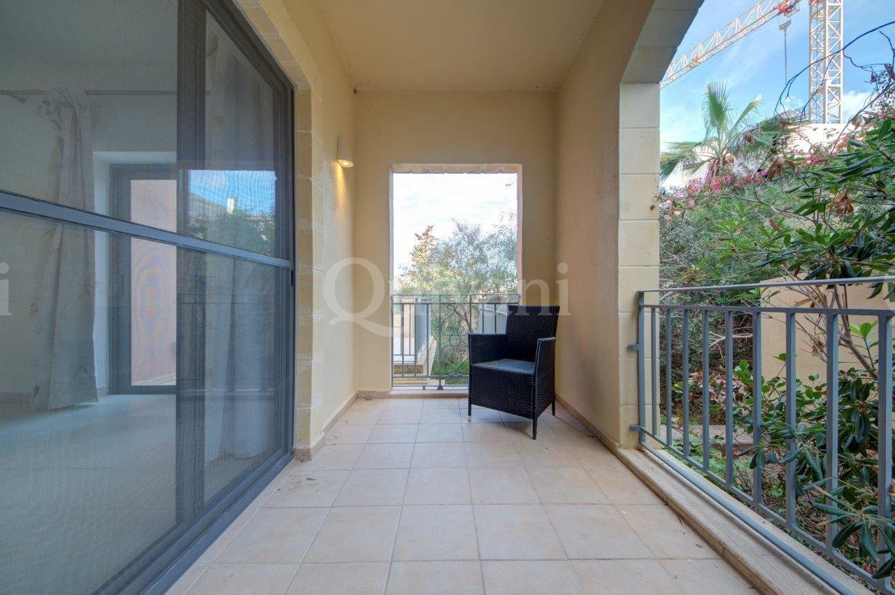 Tas-Sellum Furnished Duplex Penthouse including 2 Garages