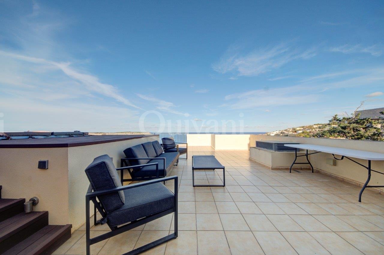 Tas-Sellum Furnished Duplex Penthouse including 2 Garages