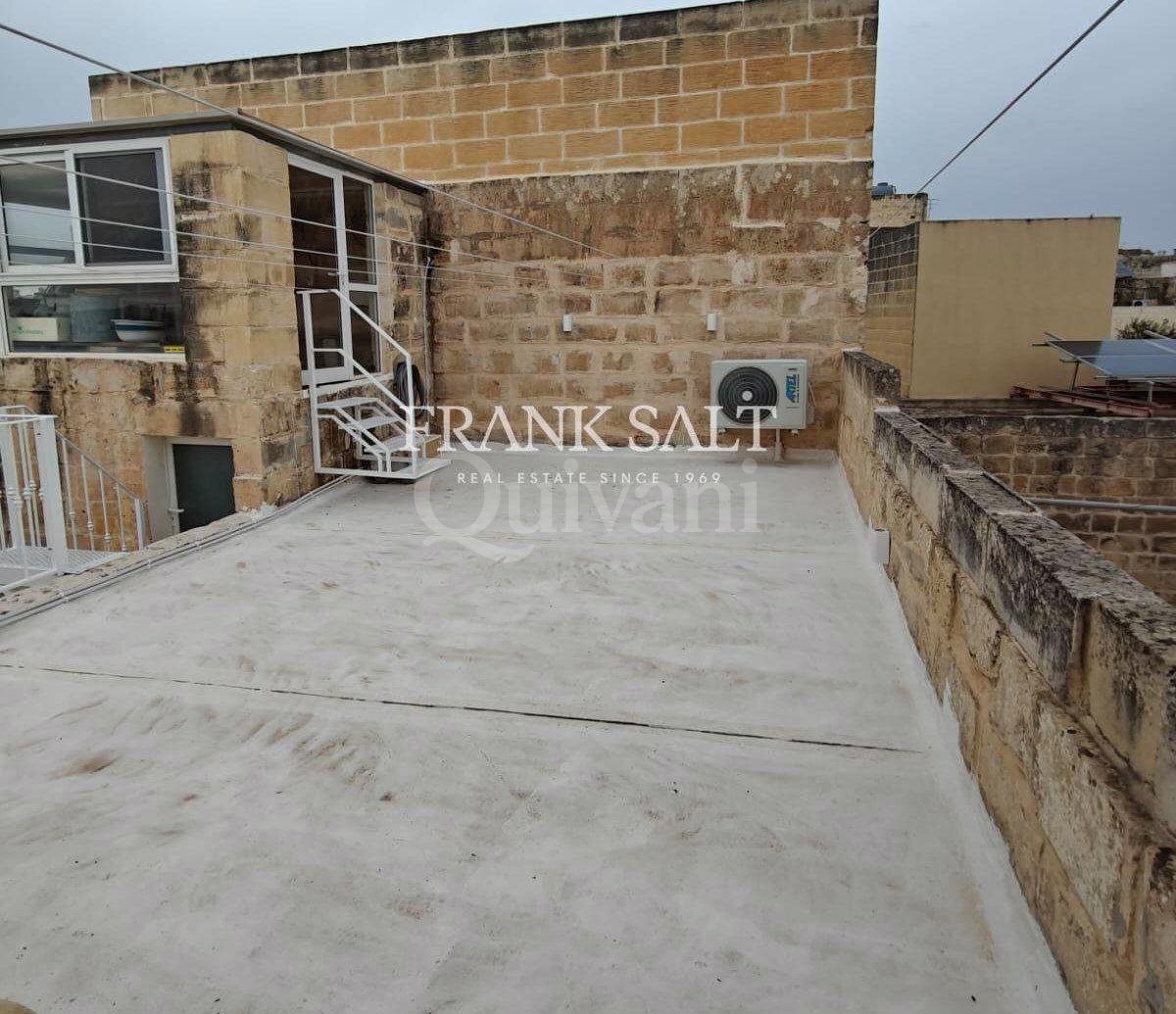 Siggiewi, Furnished, Townhouse