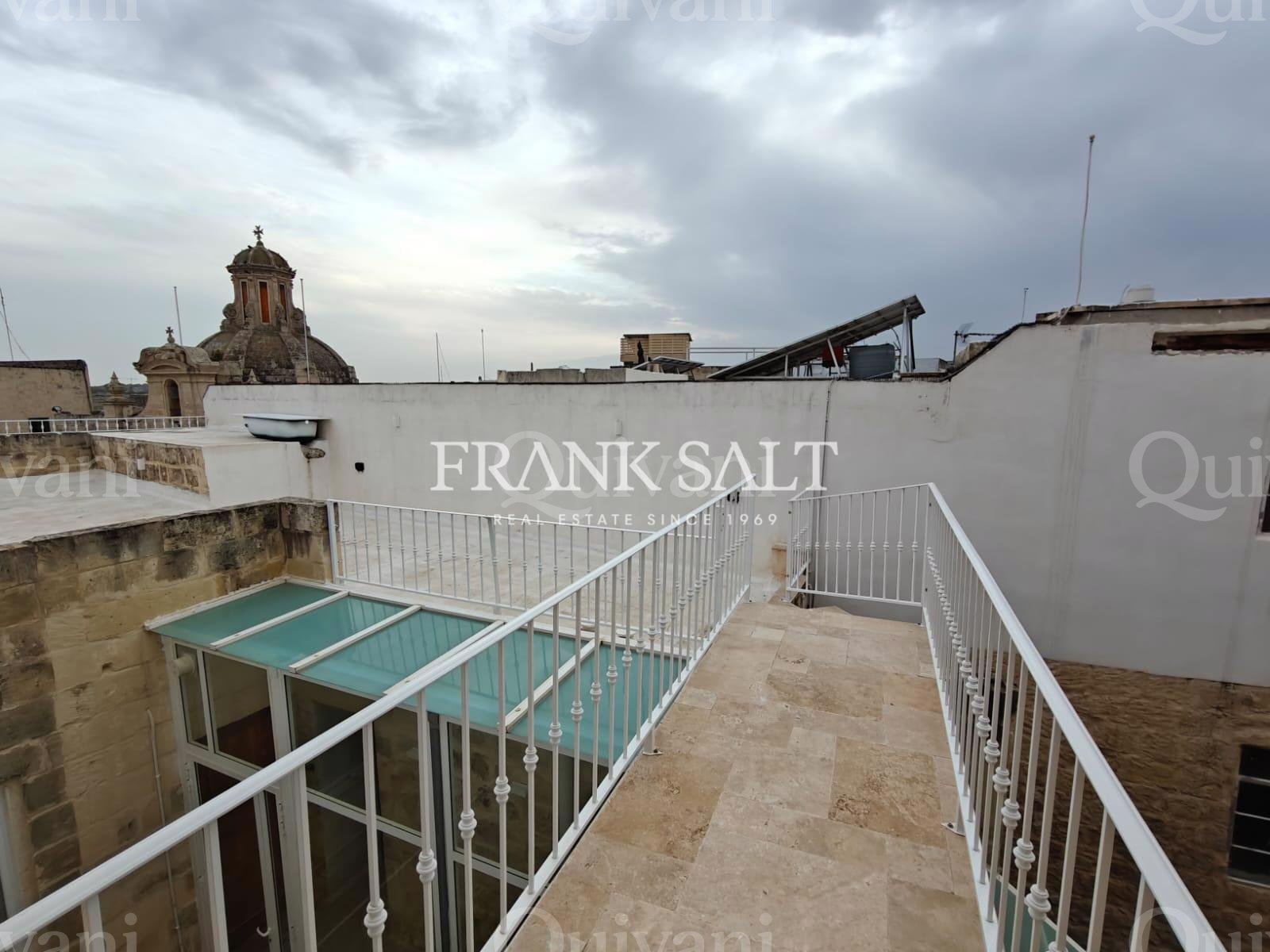 Siggiewi, Furnished, Townhouse
