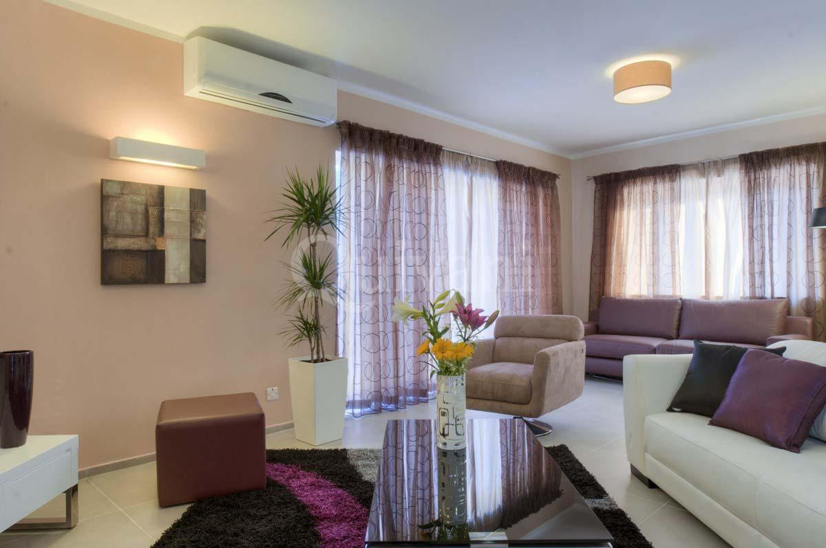 Madliena, Furnished Detached Villa