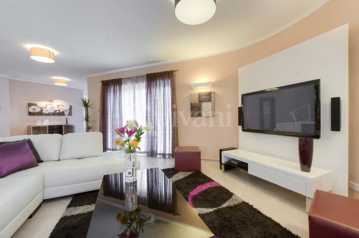Madliena, Furnished Detached Villa
