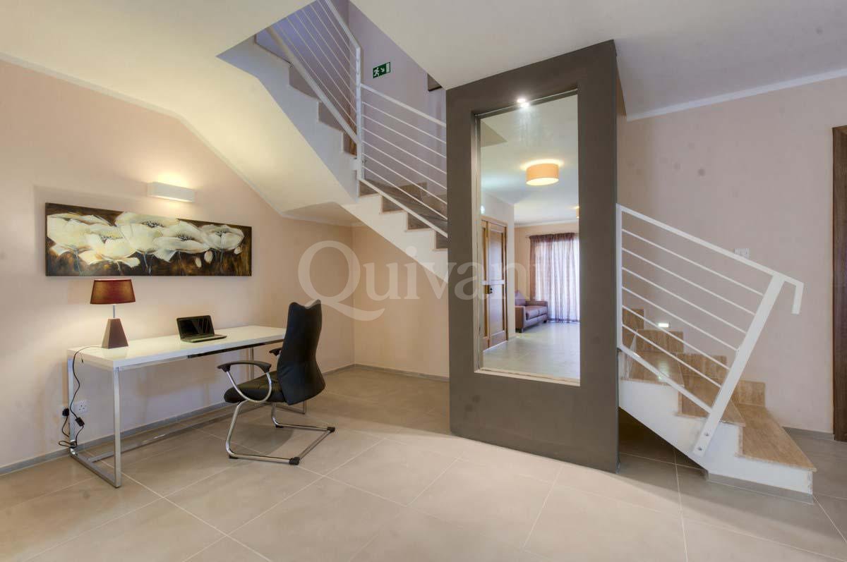 Madliena, Furnished Detached Villa