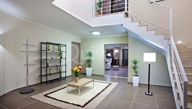 Madliena, Furnished Villa