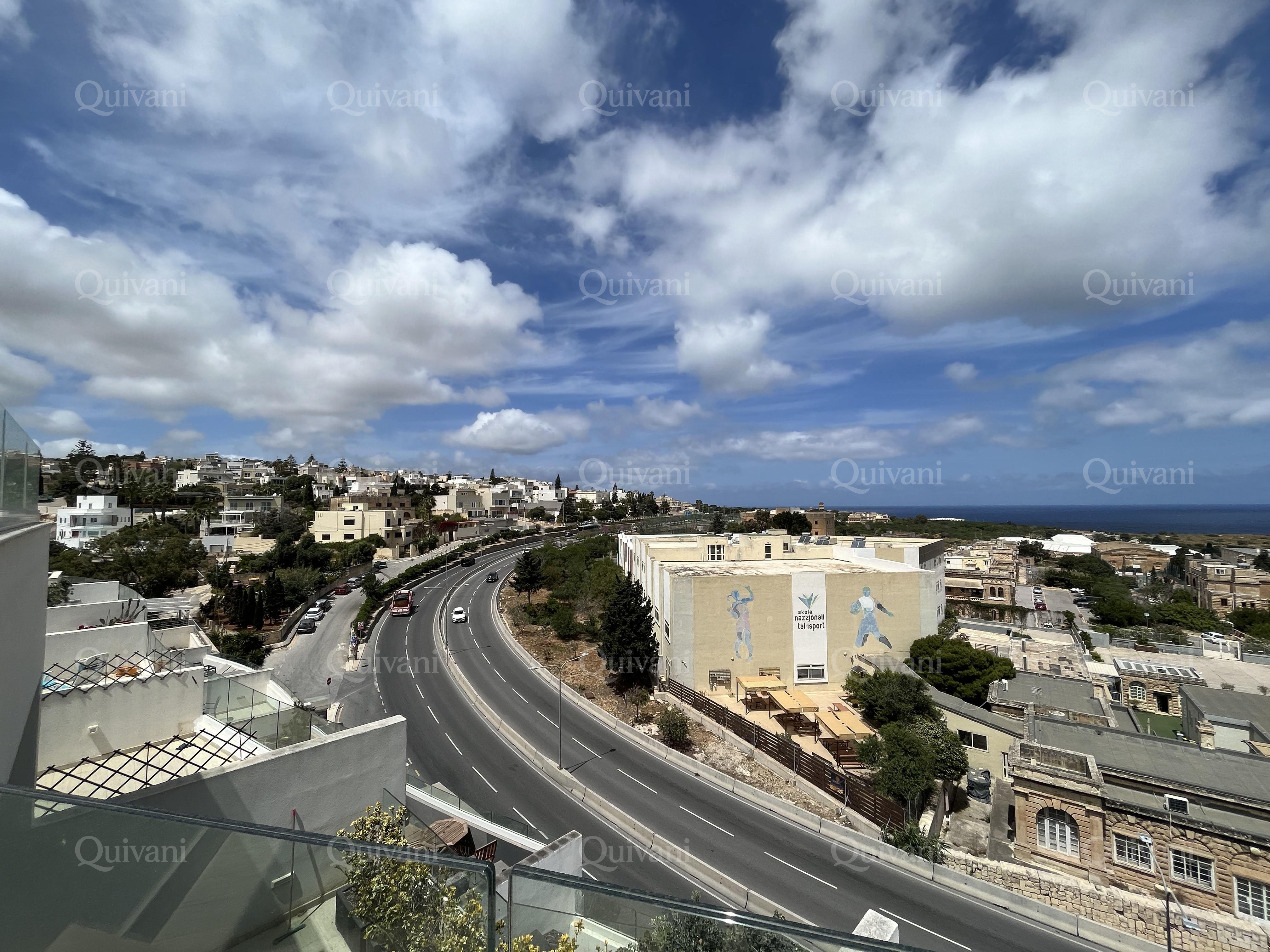 Swieqi, Furnished Penthouse