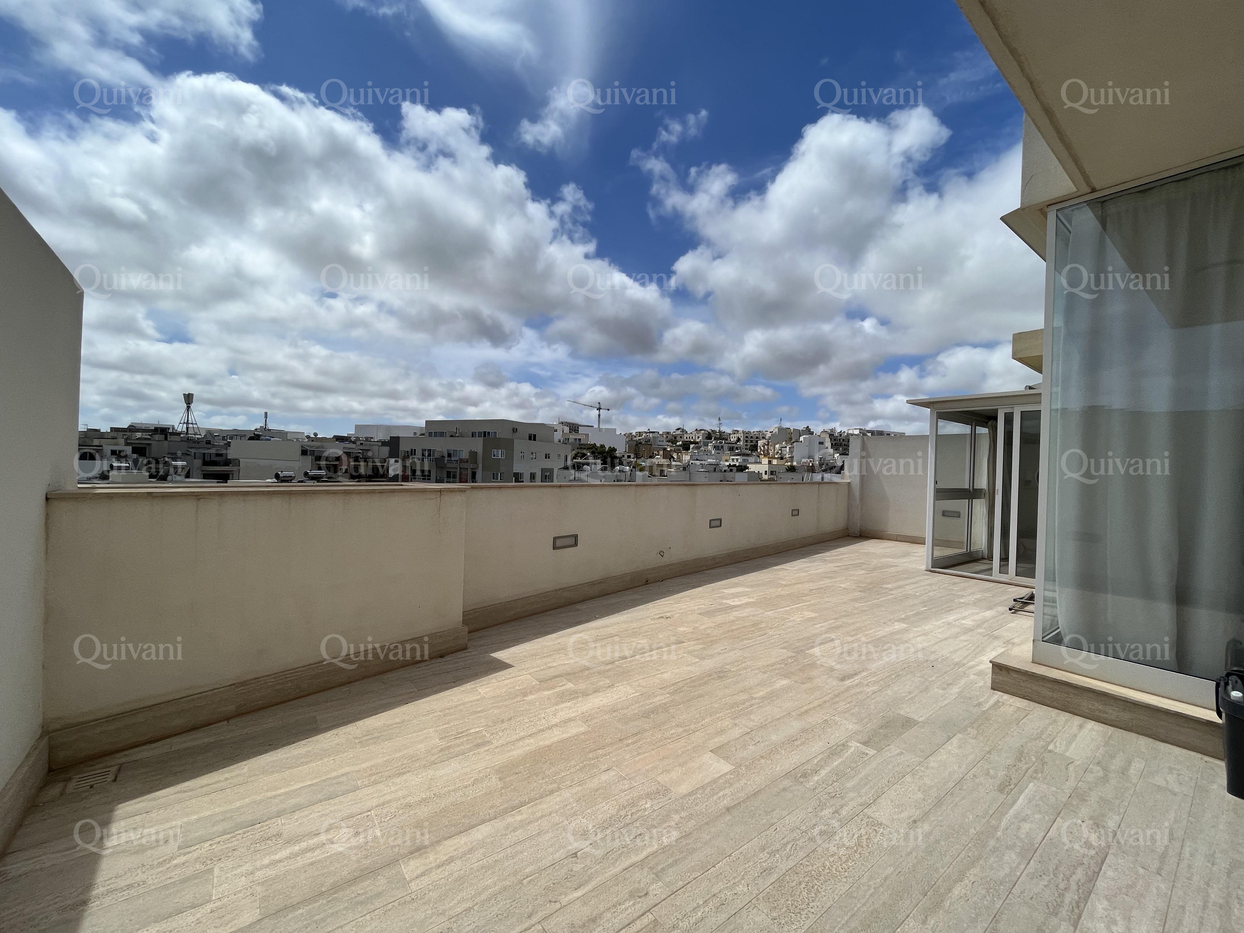 Swieqi, Furnished Penthouse