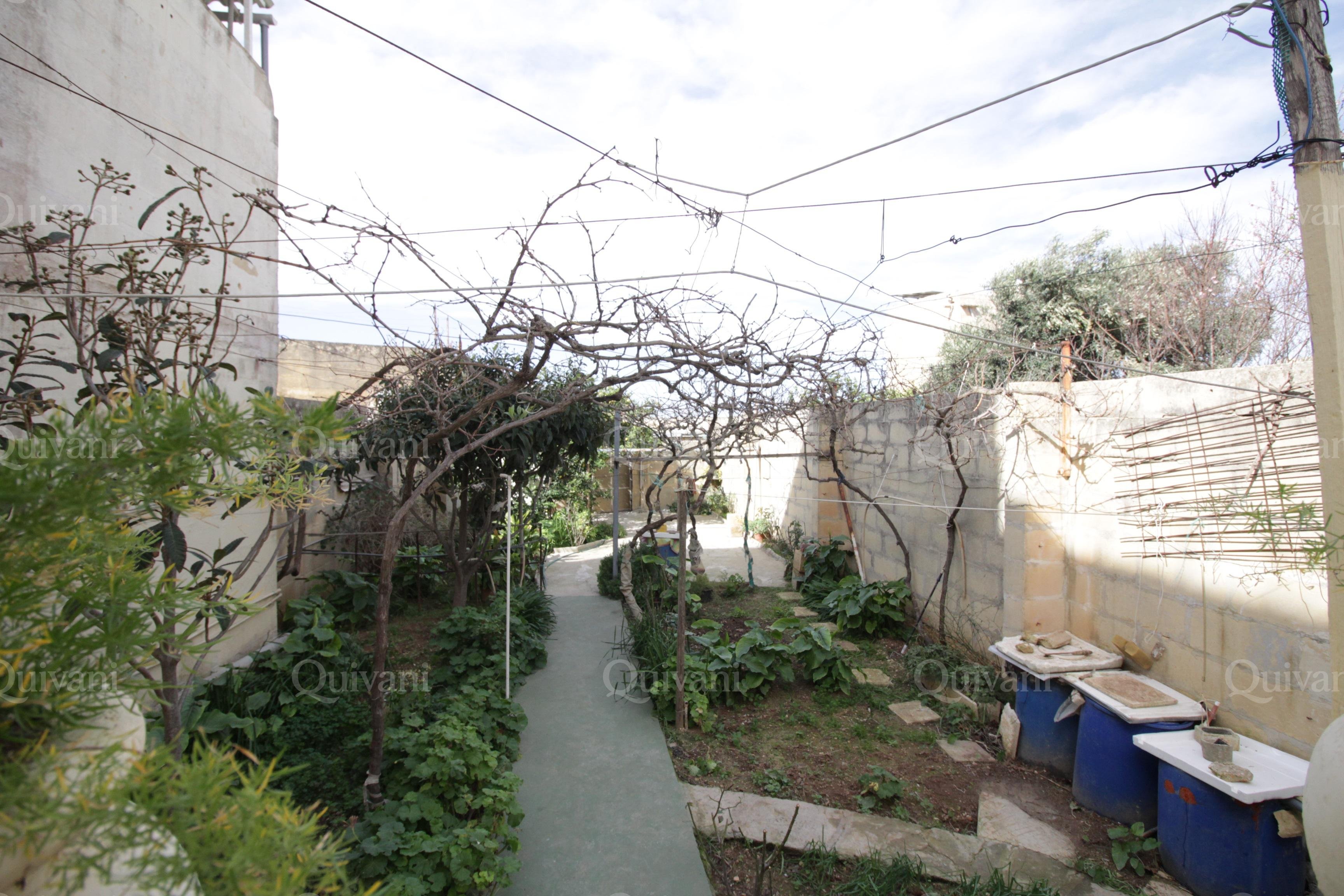 Mqabba, Furnished Terraced House