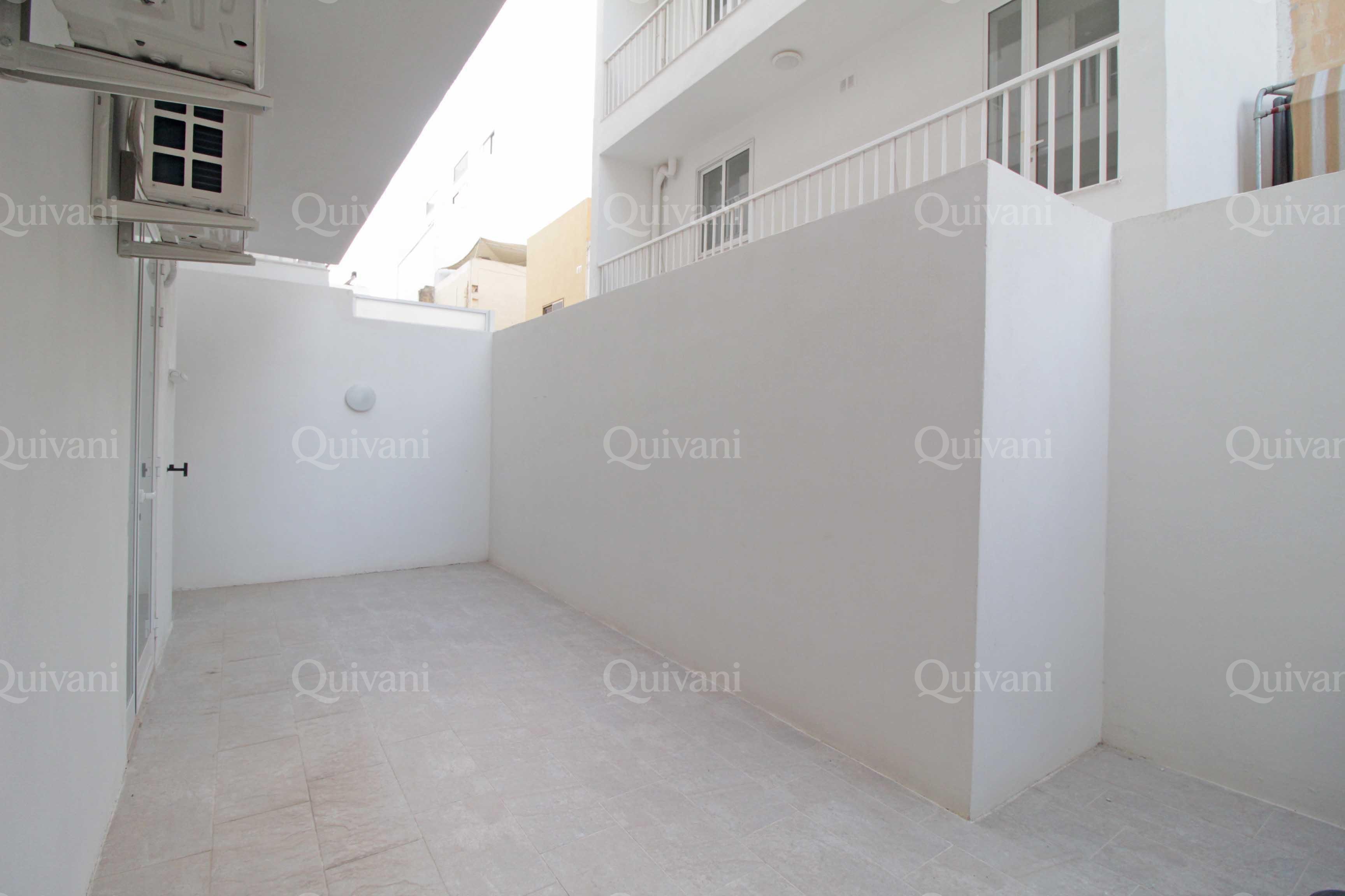 Marsaxlokk, Furnished Maisonette