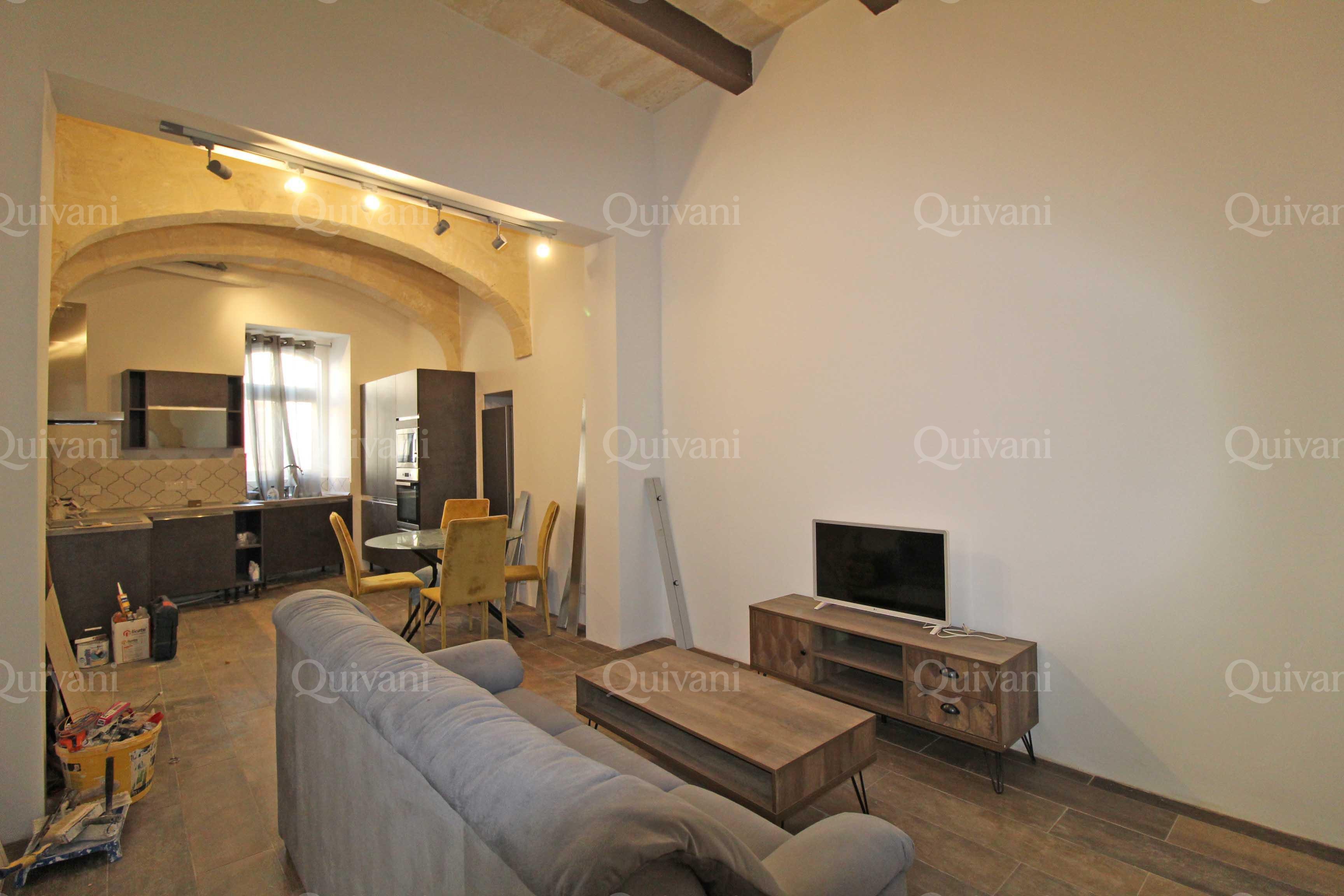 Gudja, Furnished Town House