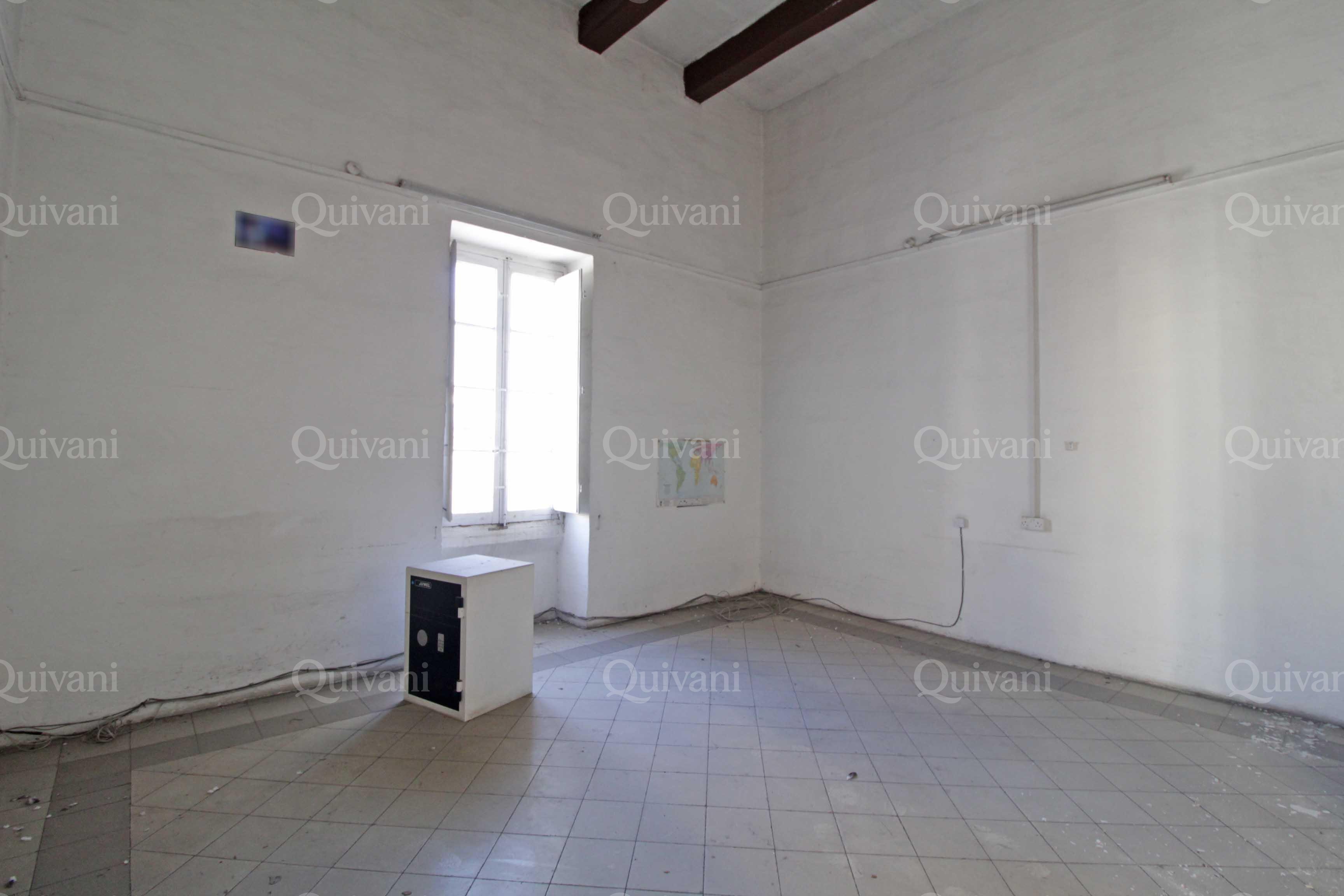 Msida, Needs Refurbishment Office