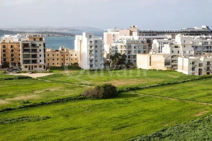 Qawra, Furnished Apartment